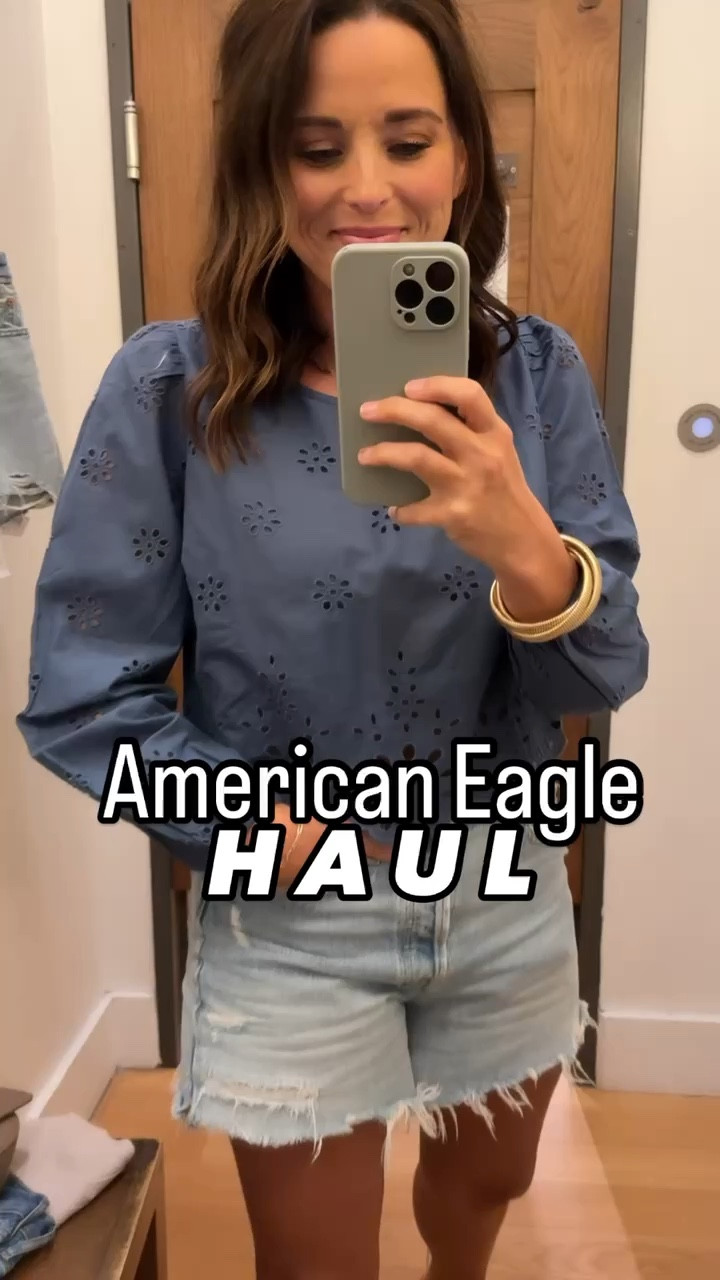 Dressing room trying to at American Eagle! Love the sweatshirts and these pants so much!

#LTKStyleTip #LTKMidsize #LTKFindsUnder50