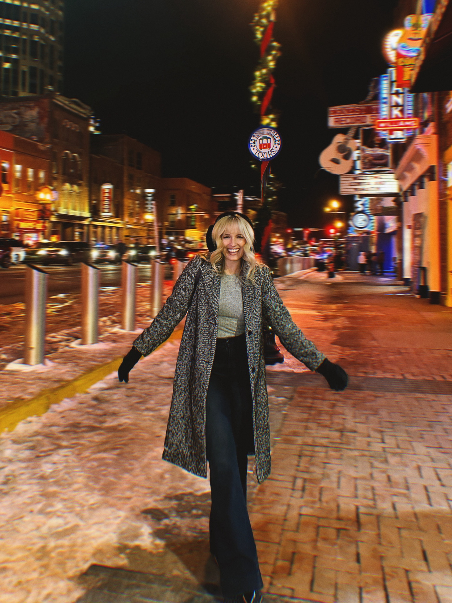 hello from Nashville & my new favorite jeans! 

#LTKshortgirls #LTKjeans 

#LTKMostLoved