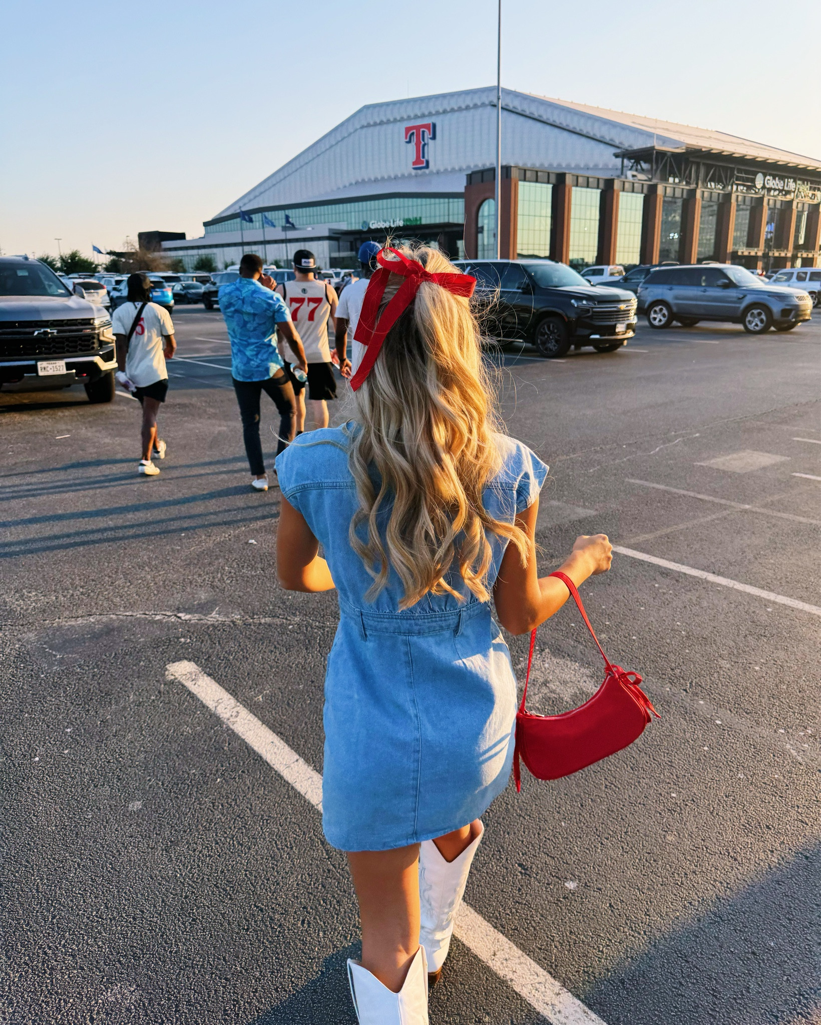 RANGERS GAME OOTG⚾️🩵 
Obsessed with this look and got so many compliments!! Could mix and match pieces for so many events!

#LTKNYFW #LTKStyleTip #LTKItBag