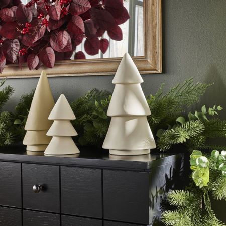 Beautiful garland from target - $55 and under including this faux mixed line and eucalyptus garland 

Christmas decor, home, holiday home decor, target finds 

#LTKhome #LTKHoliday #LTKSeasonal
