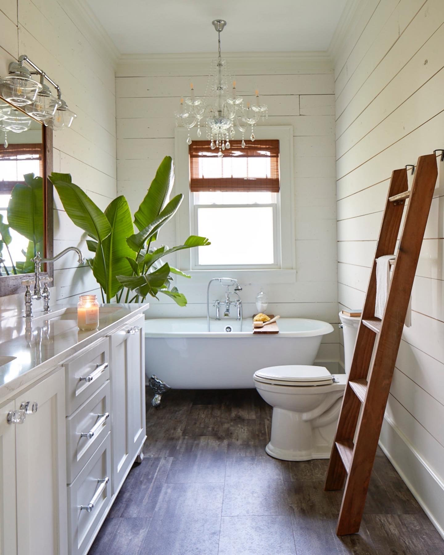 Nancy Meyers bathroom Aesthetic 

Home, home decor, bathroom, bathroom decor, robes, bathtub, counter space, vanity



#LTKHome #LTKOver40 #LTKStyleTip