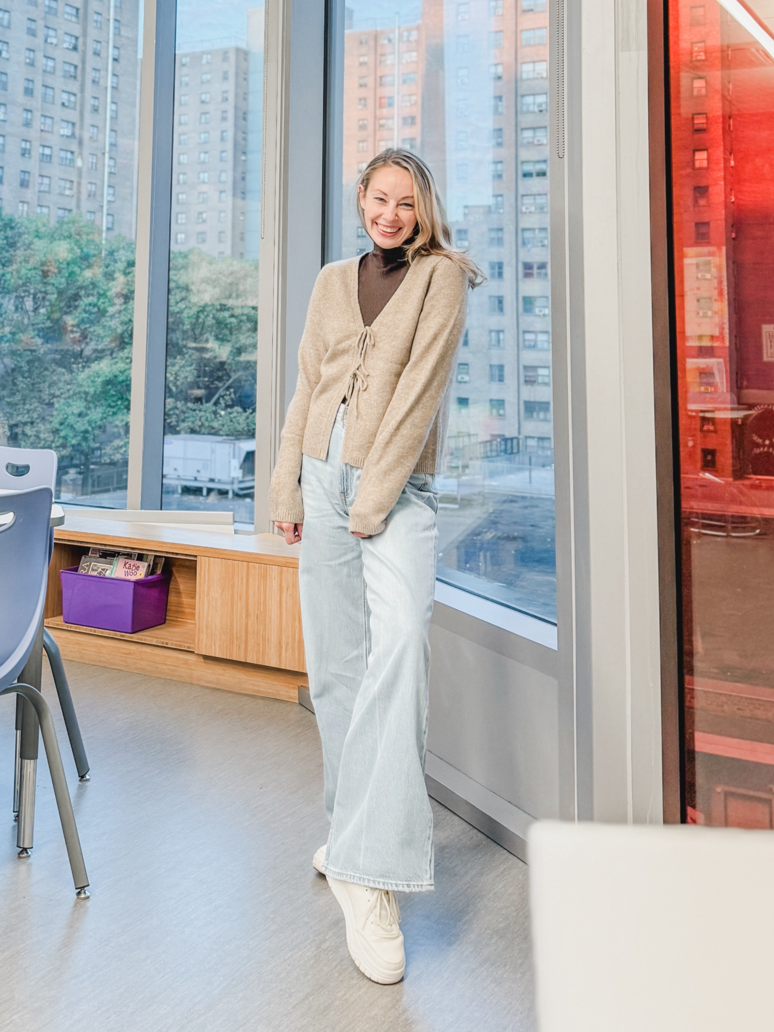 Who knew 18 years later I would be back living in Abercrombie 🤷🏼‍♀️ and you know what, I kinda love it 😊🫶🏻

#LTKSaleAlert #LTKFindsUnder100 #LTKShoeCrush