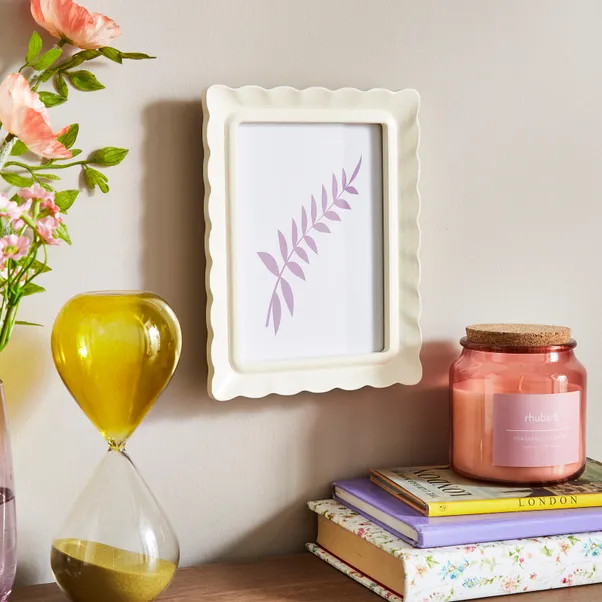 Scalloped Photo Frame | Dunelm