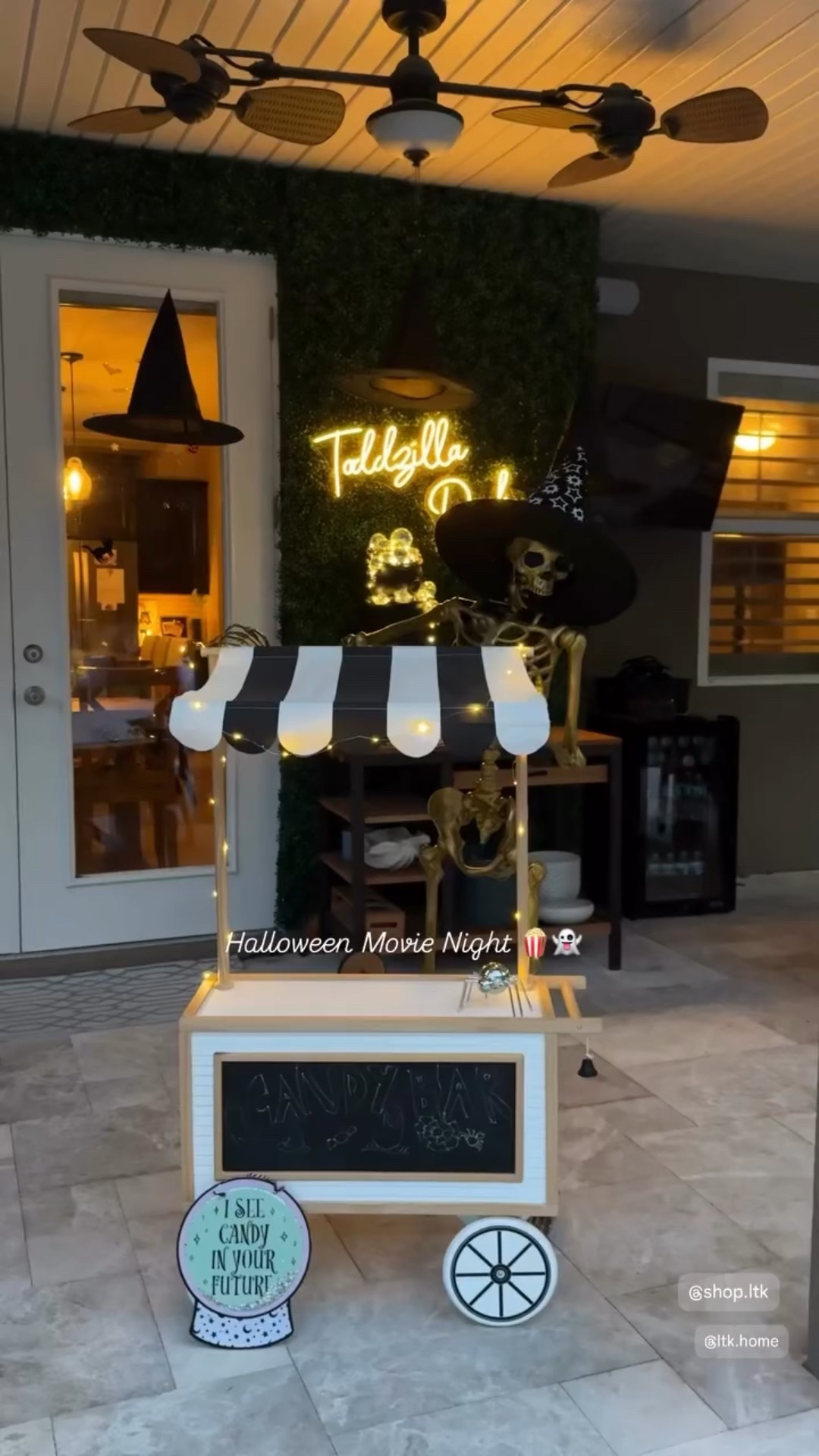 Halloween Outdoor Movie Night 🍿👻


#patio #pooldeck #outdoorfurniture #moviescreen #movieprojector 

#LTKParties #LTKHome #LTKHalloween