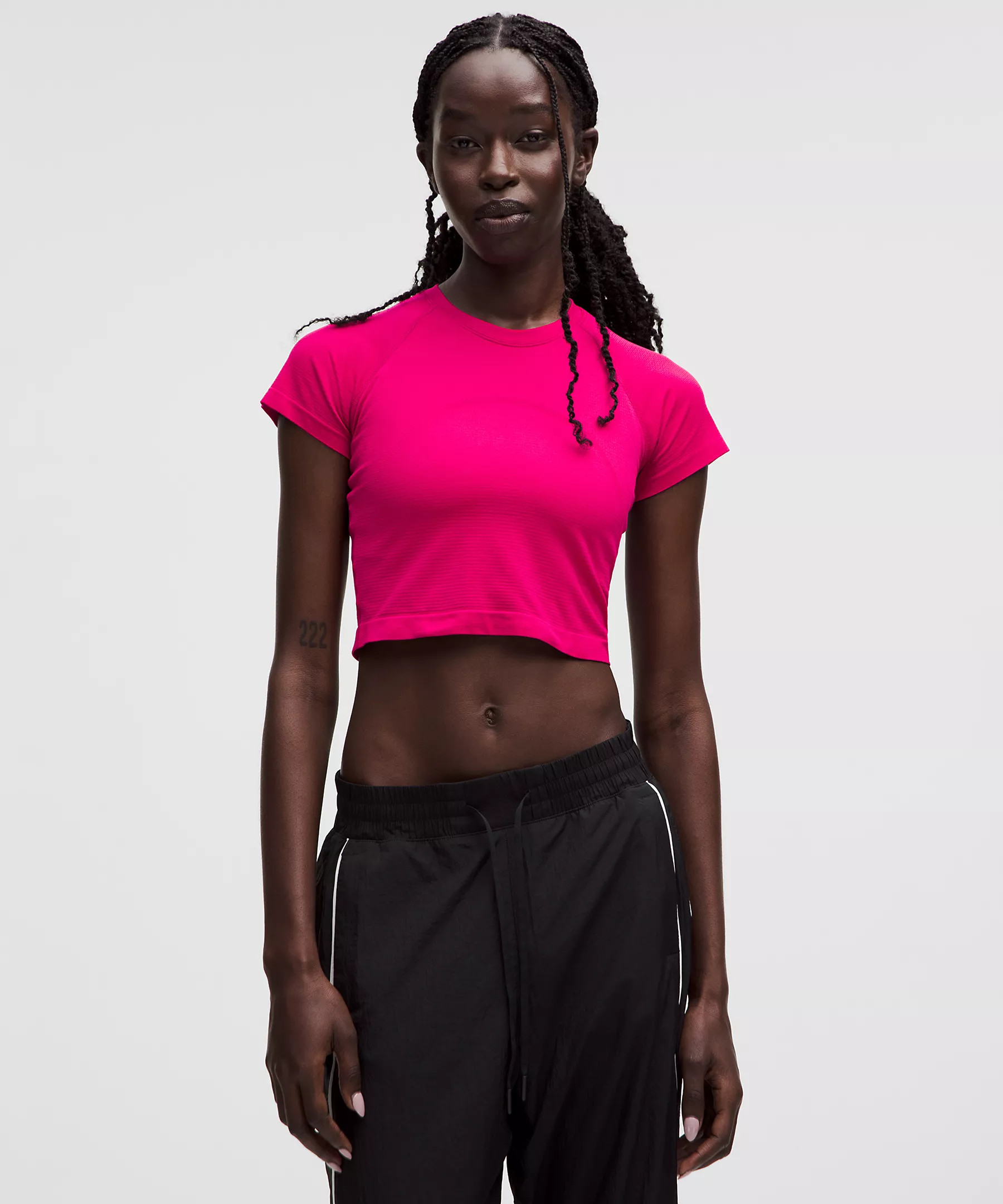 Swiftly Tech Cropped Short-Sleeve Shirt 2.0 | Women's Short Sleeve Shirts & Tee's | lululemon | Lululemon (US)