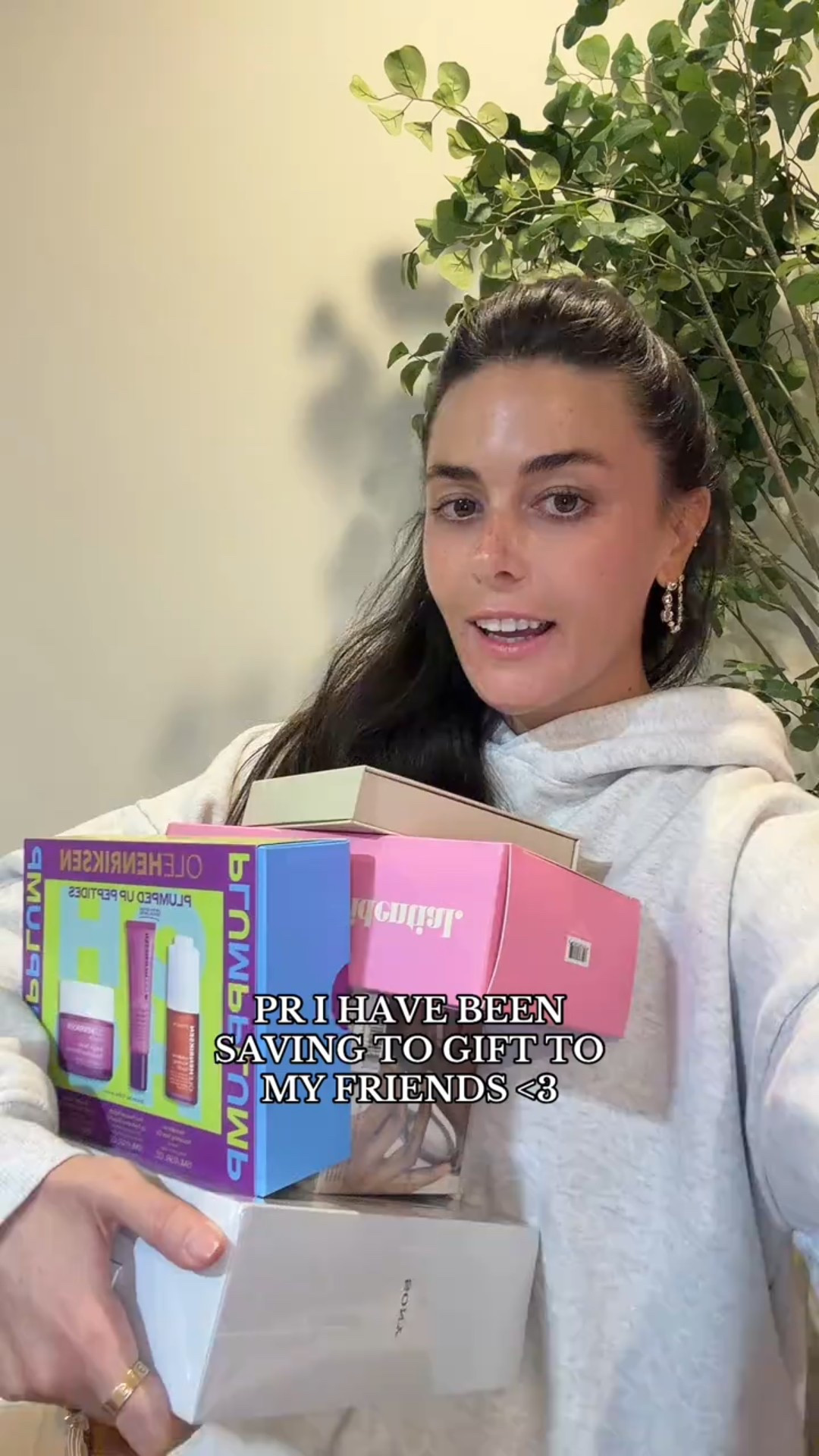 PRI I HAVE BEEN SAVING TO GIFT MY FRIENDS <3 

#LTKGiftGuide #LTKBeauty #LTKHoliday