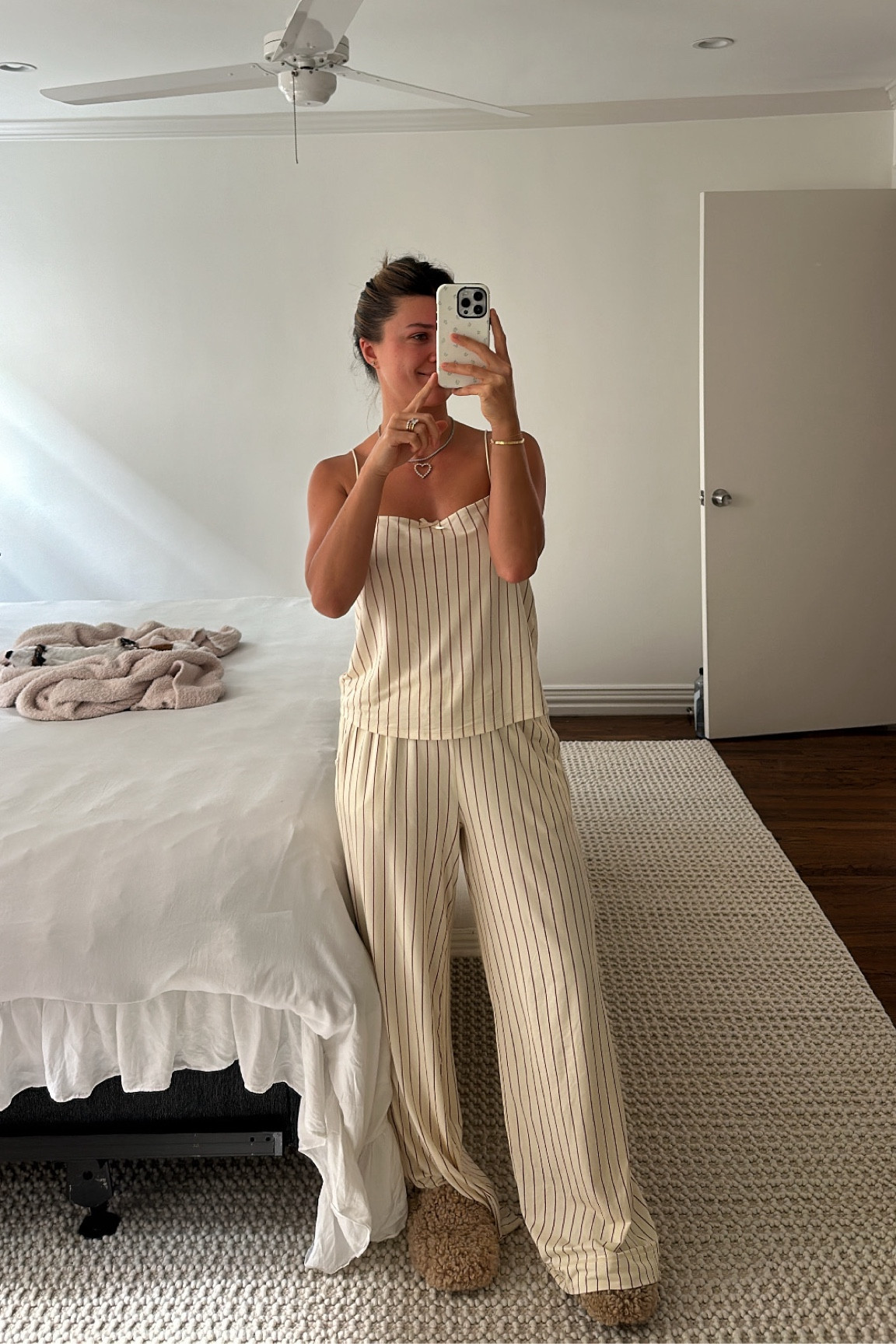 might be an expert at finding the cutest comfiest pjs☺️🎀

Small in both 