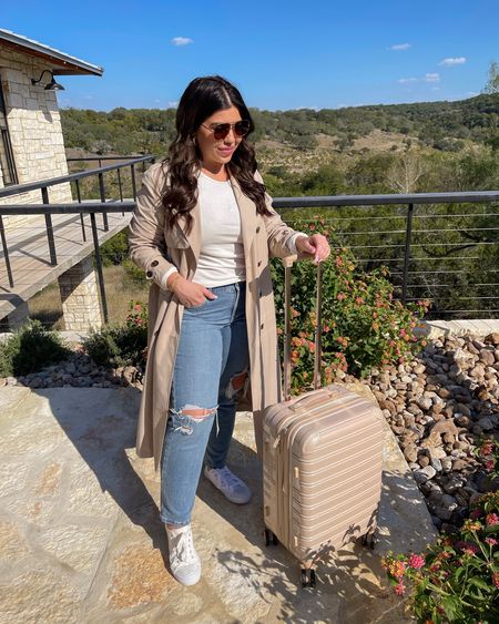 Airport Outfit! ✨✈️Click below to shop the post!

Madison Payne, Travel, Travel Must Haves, Airport Outfit, Budget Fashion, Affordable, OOTD

#LTKFind #LTKtravel #LTKunder50