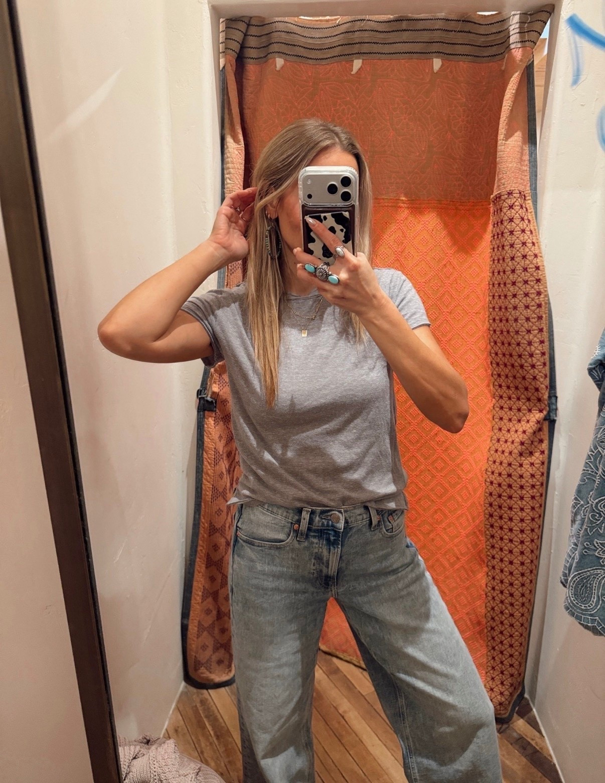 🤍 I bought this FP shirt. I love how lightweight & easily it will pair with shorts or jeans. 

Wearing size s / tts 

#LTKFindsUnder100 #LTKWorkwear #LTKFindsUnder50
