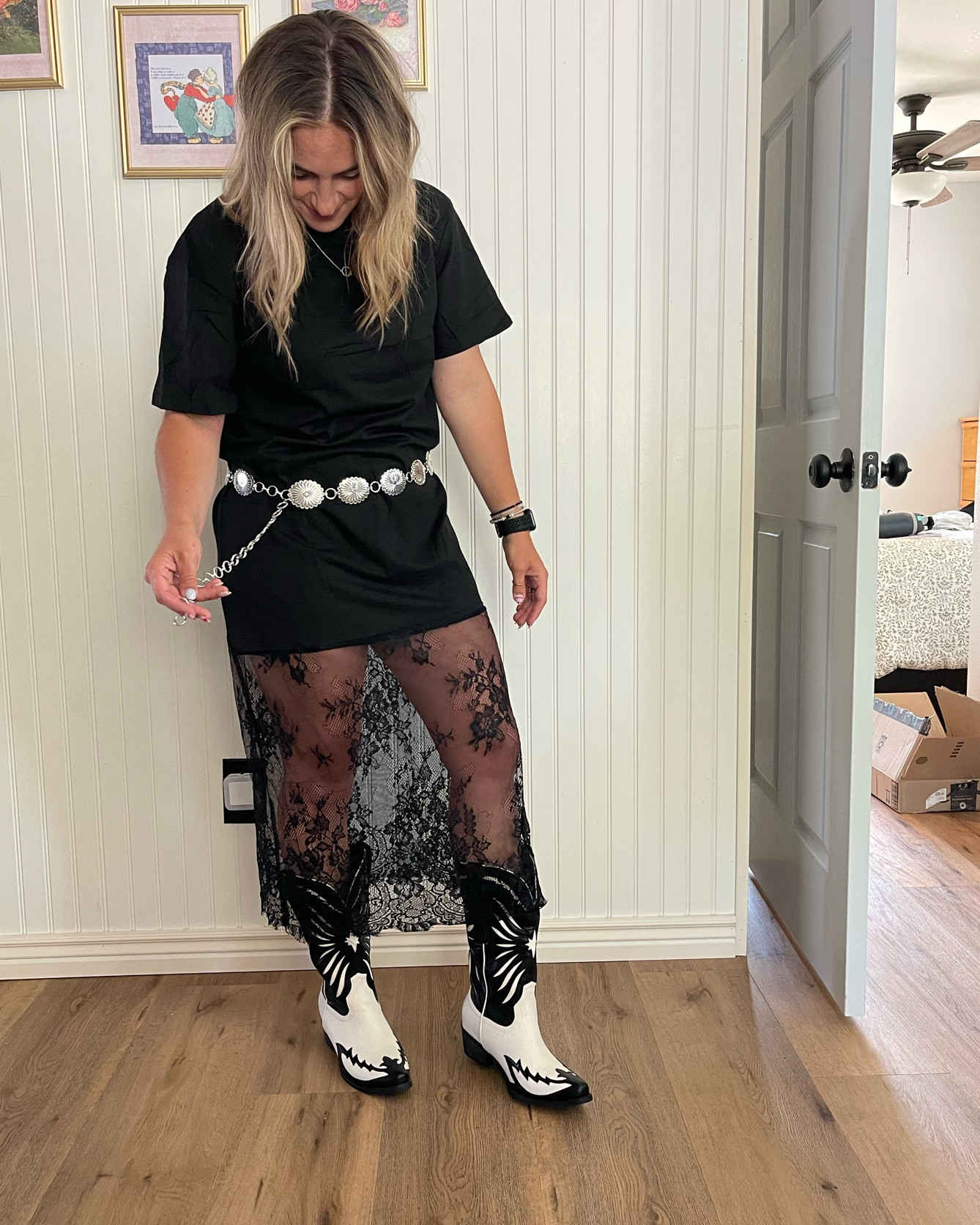 Country concert outfit 
Country concert
Outfit for country concert 
Rodeo outfit 
Western outfit 
Western wedding outfit 
Wedding outfit 
Western style 
Western 
Black and lace 
Rompers 
Romper 
Wedding guest outfit

#LTKWedding #LTKSeasonal