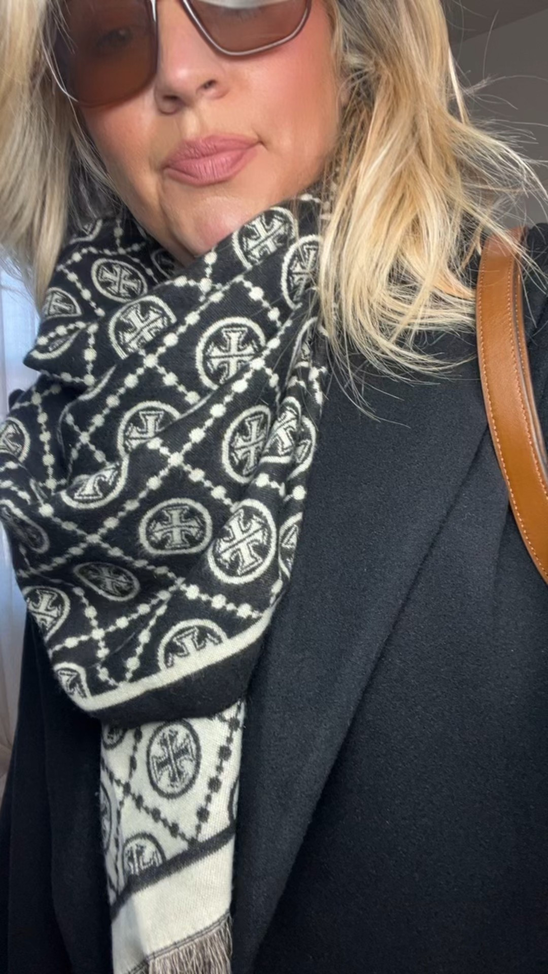  ✨Tap the bell, save and ❤️ for over 40 fashion, midlife style, midsize fashion and luxury looks for less. 

Fantastic Tory Burch look
Love this coat too under $60

👑"Helping you look good, feel good!" - Lindsey Denver

Over 40 fashion, over 50 style, midlife style, midsize fashion, Gen X style, body confidence, perimenopause style, mom outfits, over 45 style, over 50


#LTKMidsize #LTKOver40 #LTKHoliday