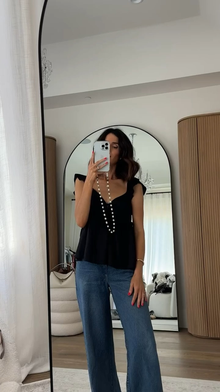 Love this budget friendly, feminine top✨ The sleeves have a ruffle detail and I love that I can pair it up perfectly with jeans. #stylinbyaylin #aylin #summeroutfit #nordstrom

#LTKgrwm #LTKSeasonal #LTKootd