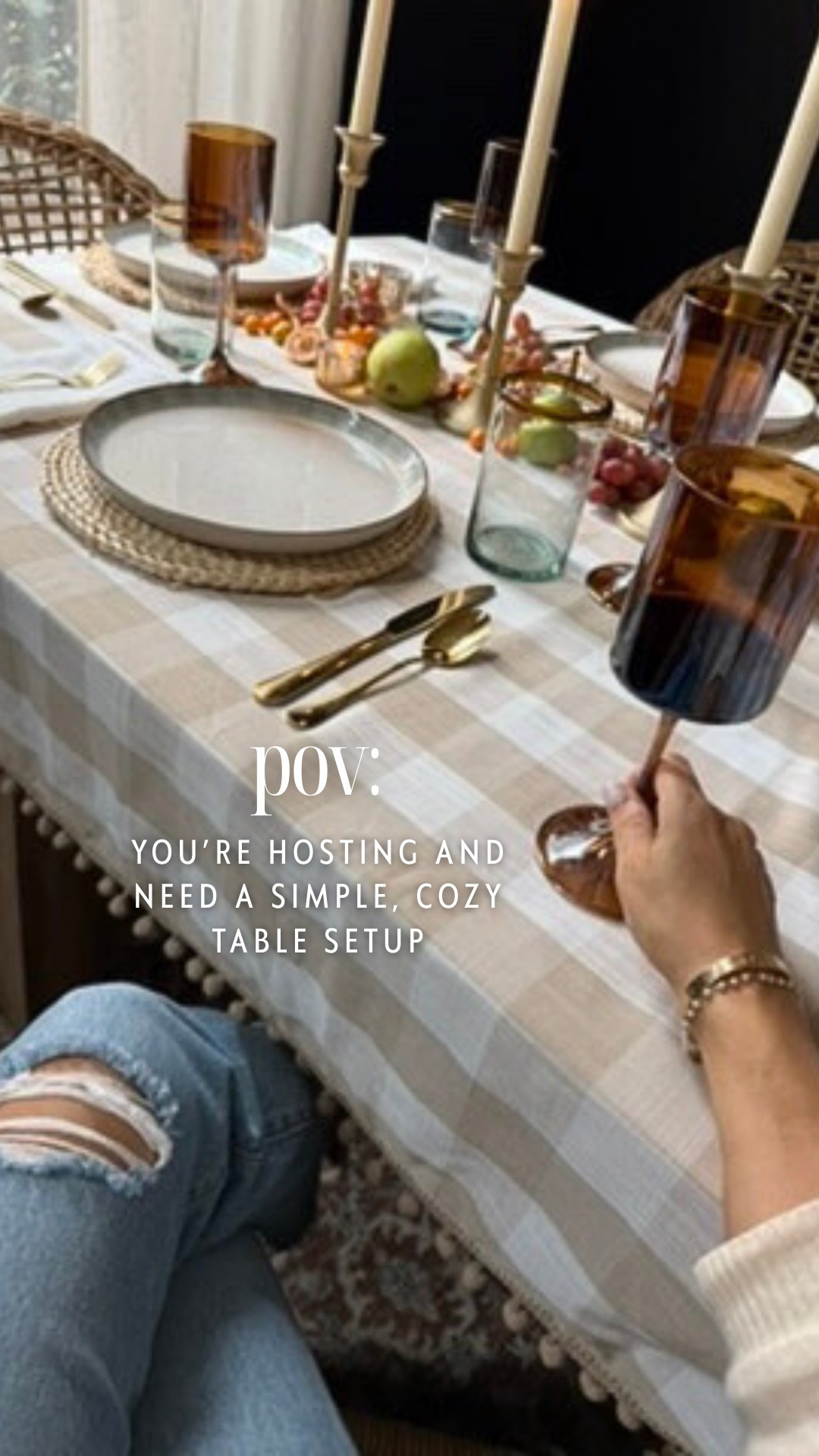 You’re hosting Thanksgiving and need a simple way to set the table… you find my page.🤍 

Here’s the tip: use fruit as your centerpiece.
It’s effortless and instantly looks styled. x 


#hosting #homedecor #table #plates #wineglass #tablecloth




#LTKFindsUnder50 #LTKHome #LTKHoliday
