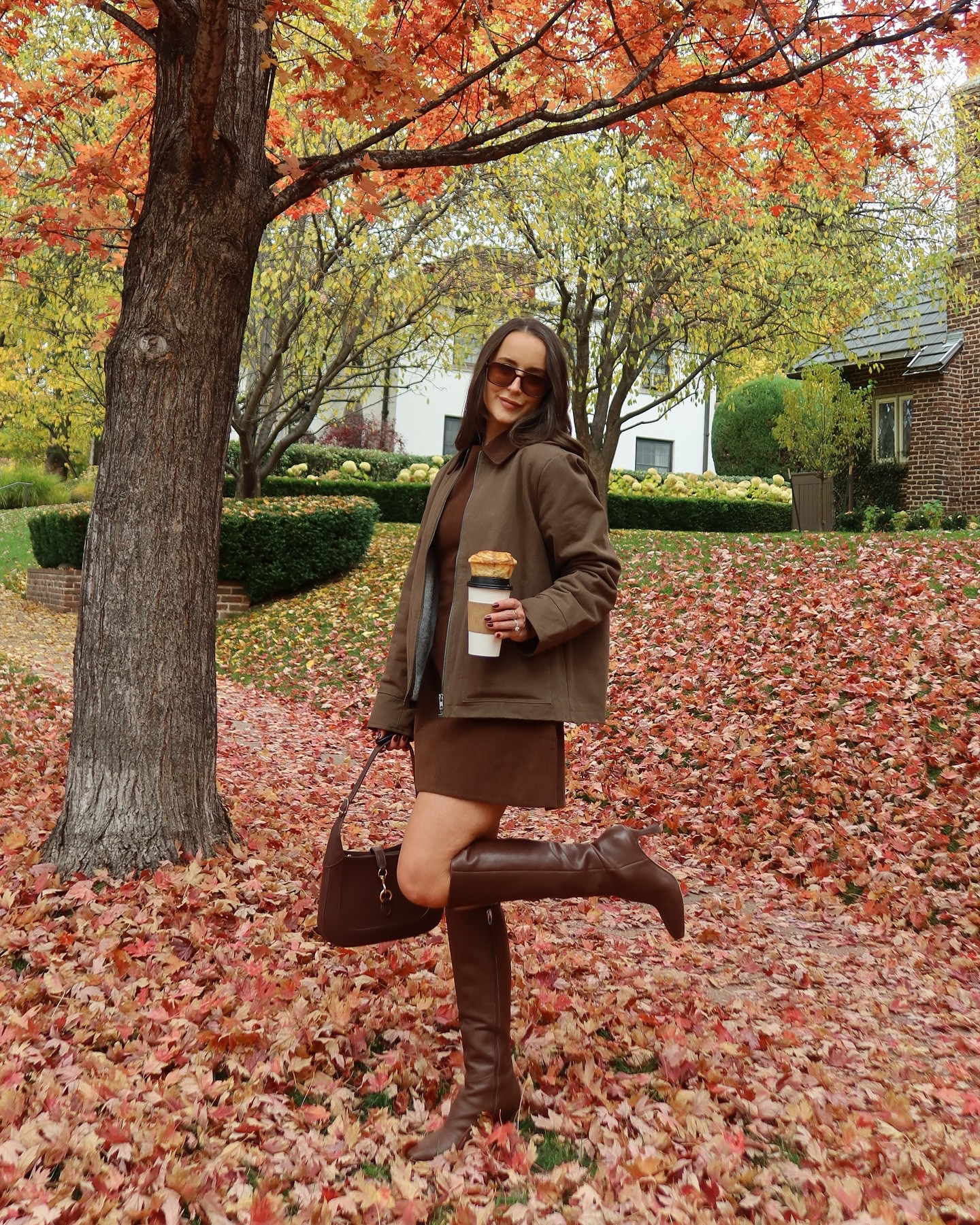 Fall forecast: 100% chance of good vibes 🍁☕️🍂
.
.
.
.
Fall outfit, fall aesthetic, autumn style, brown corduroy outfit, barn coat, easy outfit, neutral outfit aesthetic, Pinterest outfit, Pinterest girl, trending outfit, trending ootd photos, aesthetic edit, #pinteresting #falloutfit #autumnoutfitideas #dolcevitashoes @dolcevita #dolcevitapartner #princesspolly