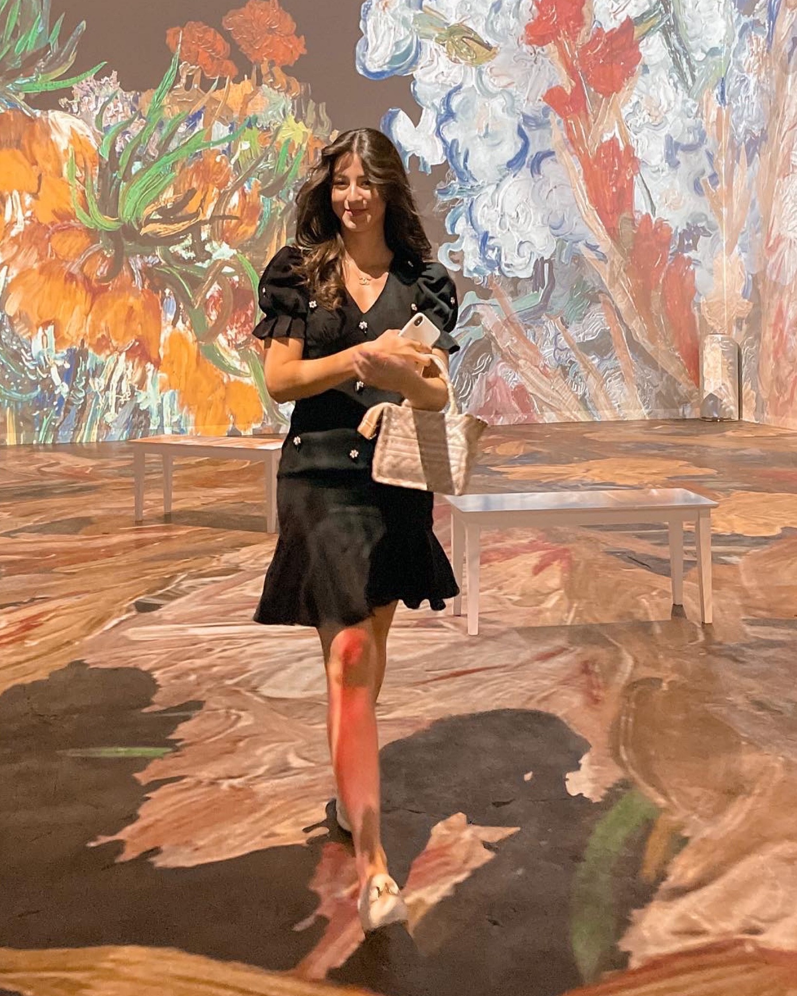 For date night I put on this lovely dress from my favorite store chic wish. It’s the perfect elegance but short for datenight. This dress actually has beaded flowers on it which makes it extra special. I would say this dress fitted just right but would size up if you like to be a bit more relaxed. The sleeves were a bit on the tighter feel. 

Datenight
Fall outfit
Parisian outfit 
Classy outfit
Black midi dress
Little black dress 
Elegant style
Elegant outfit 
Fall dress 

Follow my shop @fancynoemi on the @shop.LTK app to shop this post and get my exclusive app-only content!

#liketkit 
@shop.ltk
https://liketk.it/3QXnt

Follow my shop @fancynoemi on the @shop.LTK app to shop this post and get my exclusive app-only content!

#liketkit 
@shop.ltk
https://liketk.it/3QXoz

Follow my shop @fancynoemi on the @shop.LTK app to shop this post and get my exclusive app-only content!

#liketkit #LTKunder100 #LTKSeasonal #LTKHoliday
@shop.ltk
https://liketk.it/3R8YA