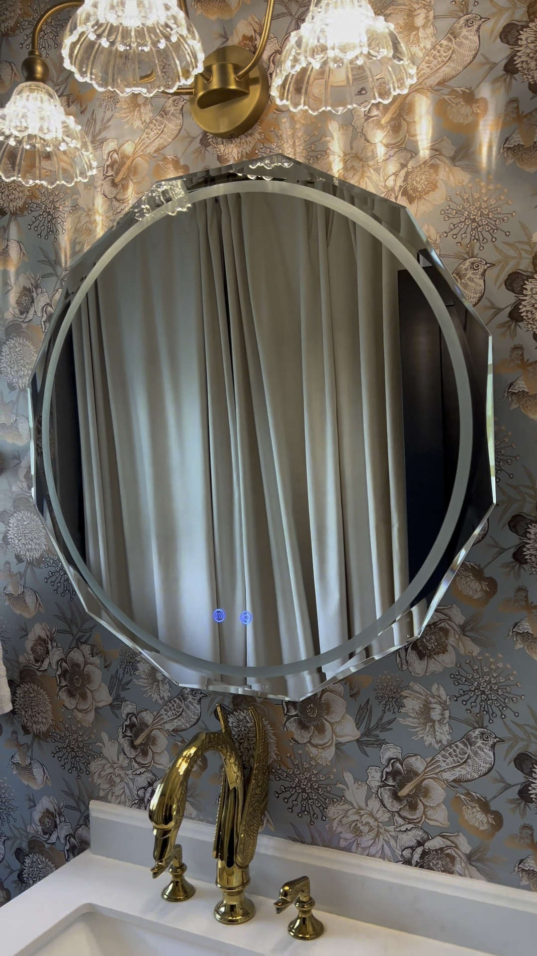 Beveled mirror three different light settings also has a defogger for those steamy hot showers or baths absolutely gorgeous. Grab yours now before they sell out. 

#bathroommakeover 
#bathroom
#ledmirrior
#

#LTKHome