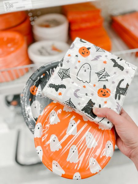 Halloween Dinner Paper Plates and napkins  
Spooky Halloween party ware