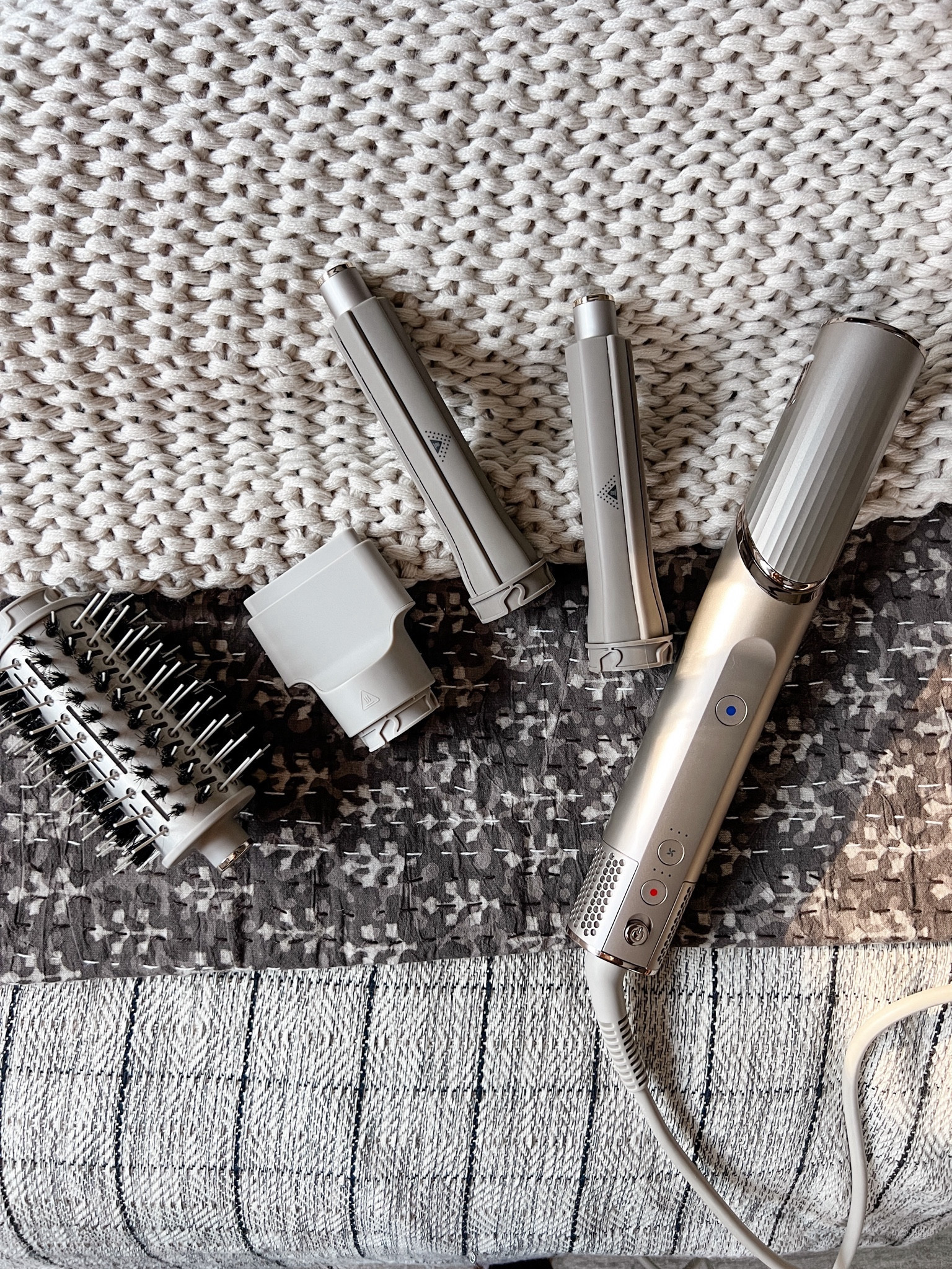 My shark flex style just came in the mail yesterday (my Christmas gift to myself!) and so far I love it! I’ve been wanting one of these for so long! Perfect Christmas gift for any girl in your life! 

#LTKbeauty