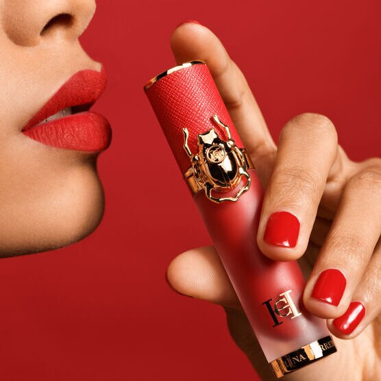 KIT BATOM LÍQUIDO VELVET CAROLINA HERRERA 511 | Sephora (BR)