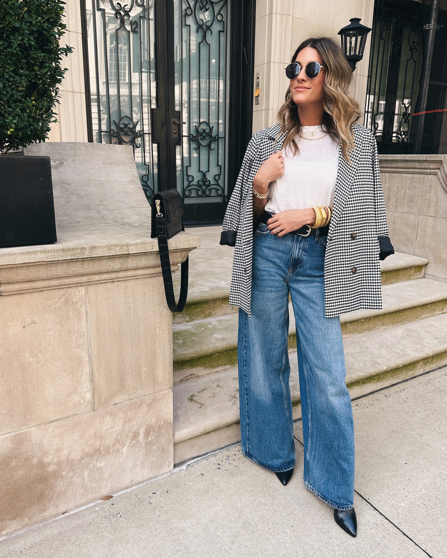 Super chic Amazon find!! This blazer!😍



#LTKshoecrush #LTKstyletip