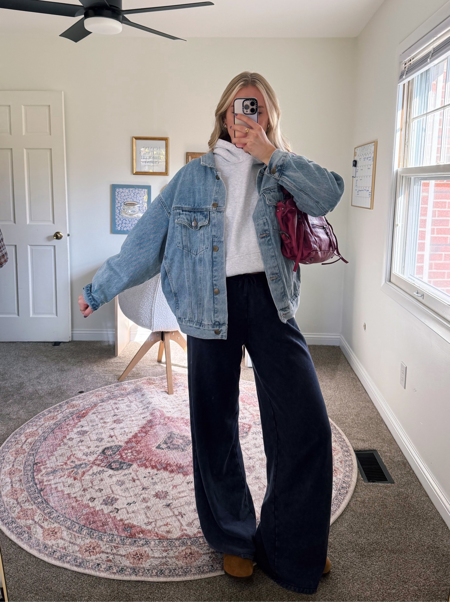 Comfy Easy outfit idea 🍂❄️🫐🩷 wearing a Small in the denim jacket, Medium in the hoodie, small tall in the sweats!