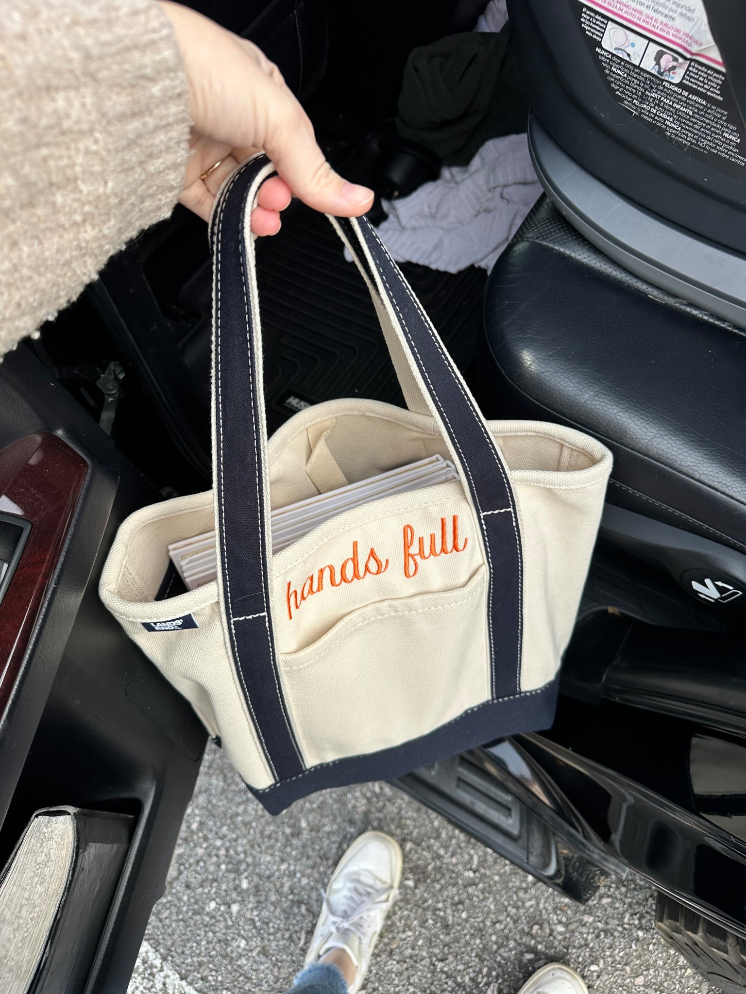Ultimate mom bag/library book bag 🧸 added personalized embroidery from their site!

#LTKKids #LTKFindsUnder50 #LTKGiftGuide