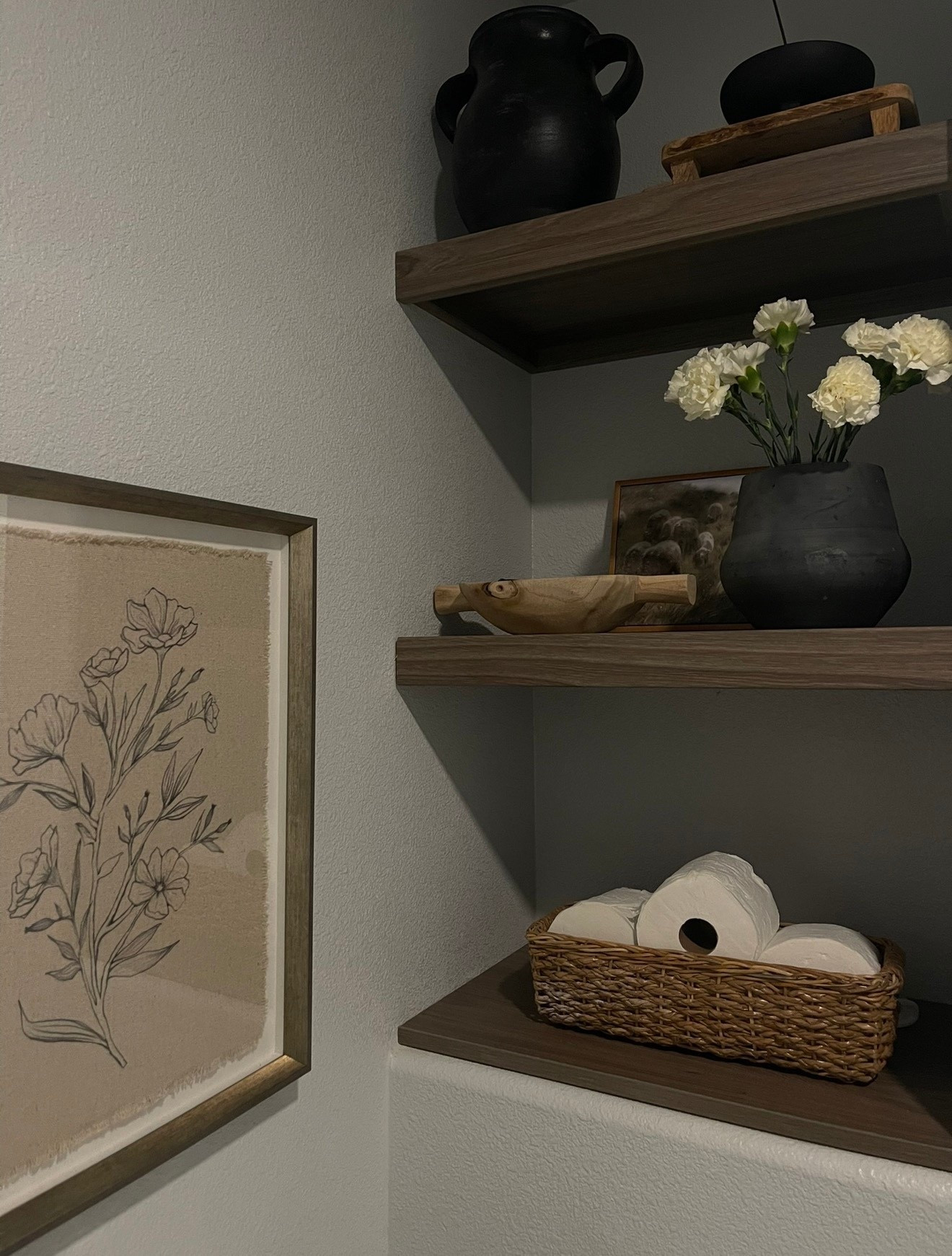 Nothing like an organized bathroom. Style your shelves just like mine 

#LTKHome
