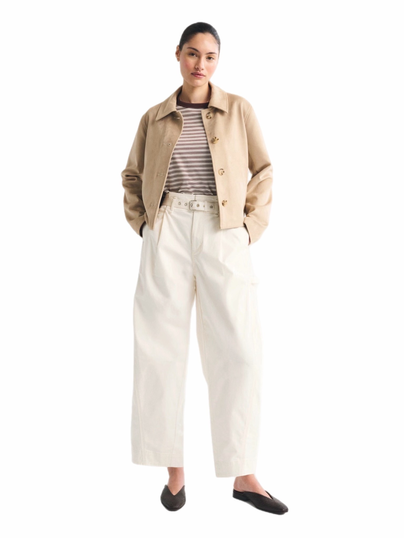 I want to try these high waisted barrel pants from Abercrombie!

Pretty cream color for spring!

#LTKSpringSale #LTKSaleAlert #LTKootd