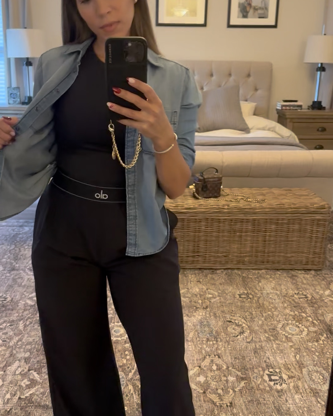 These Alo trousers are everything. I’m wearing black, regular 30”, size small, and the fit + length at 125 lbs could not be more perfect. You can dress them up or down, but today I paired them with the Alo Soft Sculpt Precision Short Sleeve Top and my On Cloud sneakers for an effortless casual vibe. The stretch and thickness are ideal for this time of year—buttery soft, comfortable, and so flattering. I threw an old soft chambray shirt from Express over it, but honestly, any classic chambray or denim jacket you already own will do the job.

Shop the look on LTK 🖤 #effortliss

alo trousers, alo black trousers, alo regular 30 pants, alo petite friendly pants, alo sculpt precision top, alo soft sculpt tee, alo everyday outfit, alo trousers outfit, black trousers outfit, comfortable work pants, athleisure trousers, elevated casual outfit, fall athleisure look, winter athleisure outfit, on cloud sneakers outfit, neutral casual outfit, minimalist style inspo, effortliss fashion, effortliss outfit ideas, ltk fall outfit, ltk winter outfit, ltk athleisure favorites, ltk everyday look, buttery soft trousers, travel day outfit, teacher outfit inspo, long island style

#LTKootd #LTKPetite #LTKActive