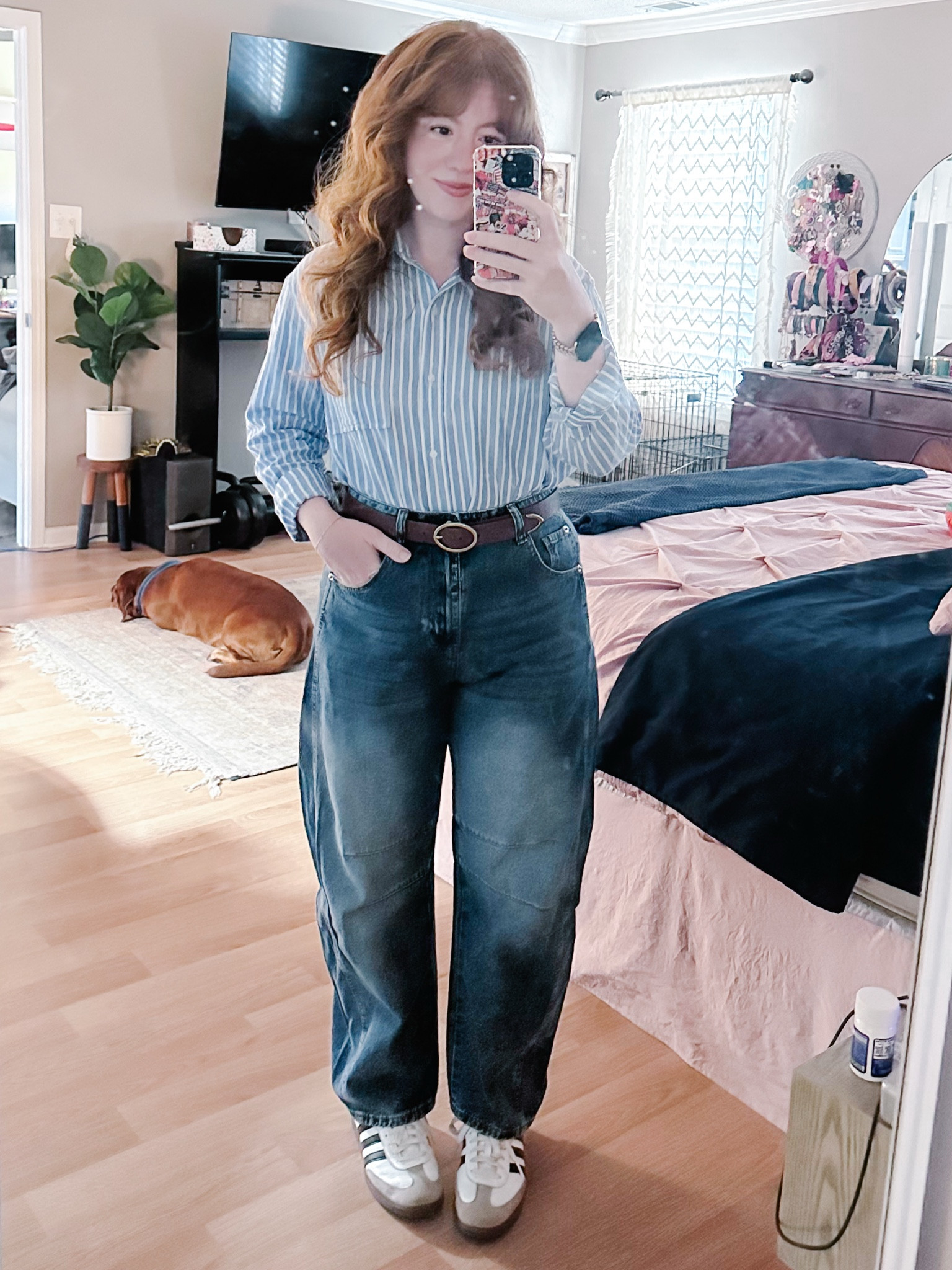 Eeek! These barrel jeans are what I’ve been looking for. They are super cute and comfortable. Will I be wearing these to thanksgiving? Yes! 


#LTKStyleTip #LTKMidsize #LTKFindsUnder50