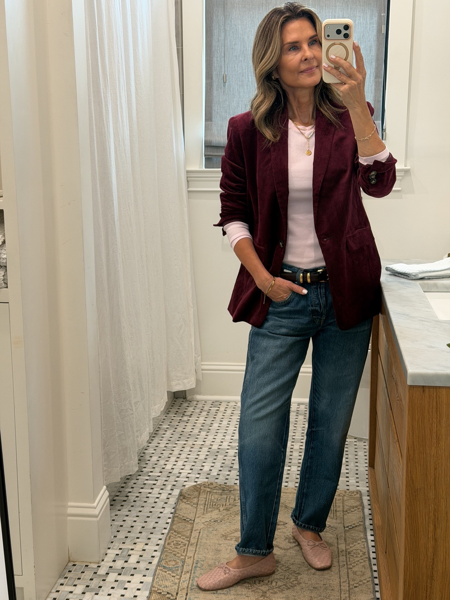 I’m 5’6
-burgundy coat 2
-pink long sleeve XS
-jeans TTS
-woven flats TTS

Effortless midlife style, comfortable outfit ideas, and timeless pieces you’ll wear on repeat.