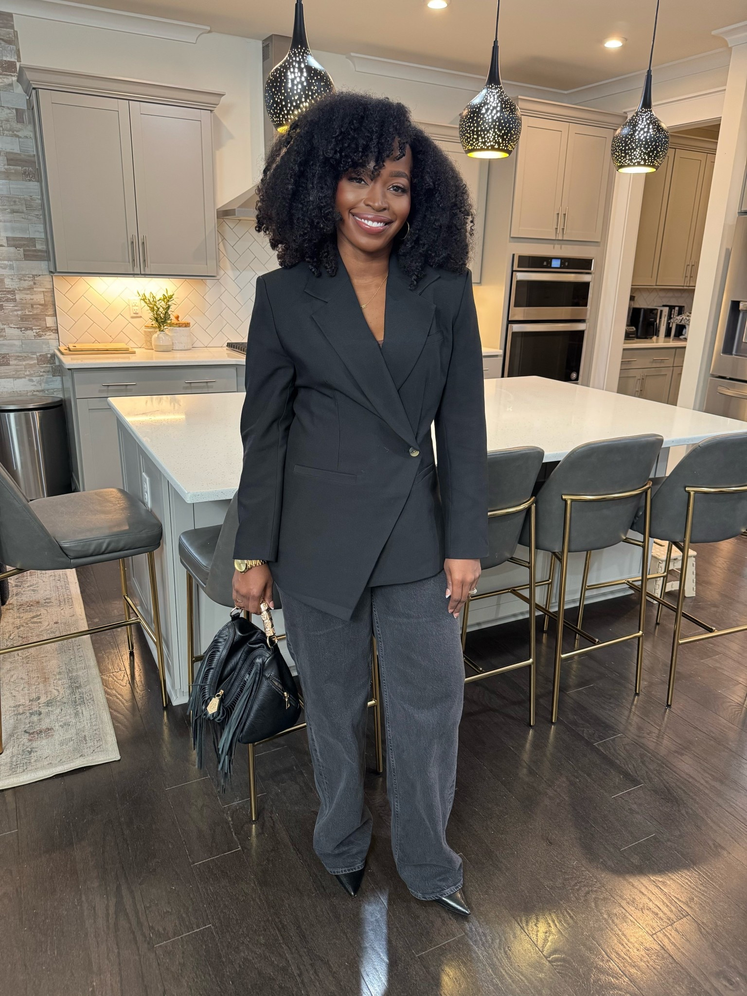 Black monochromatic look🖤

#LTKU #LTKMidsize #LTKootd