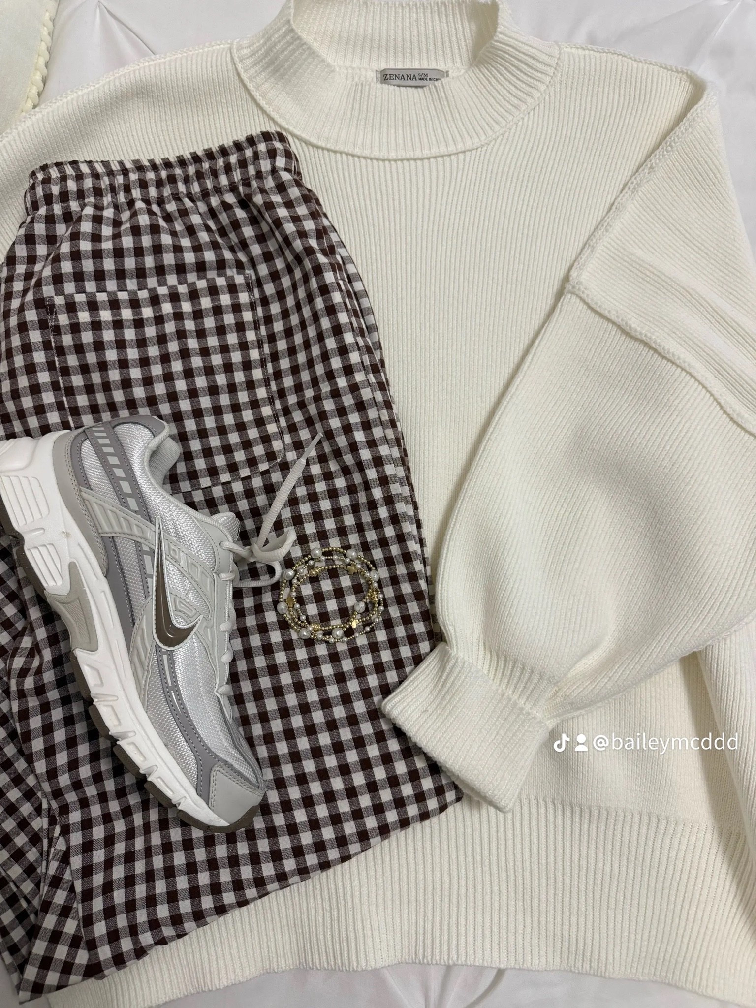 Brown gingham 🤎

#LTKgrwm #LTKootd