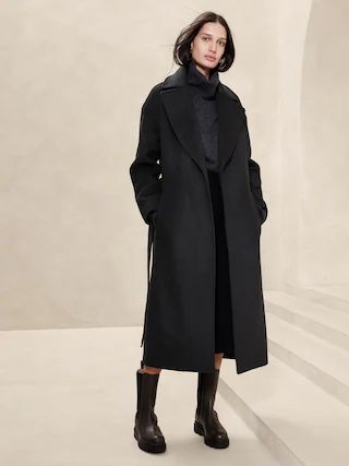 Pura Oversize Wool-Cashmere Wrap Coat | Banana Republic (US)