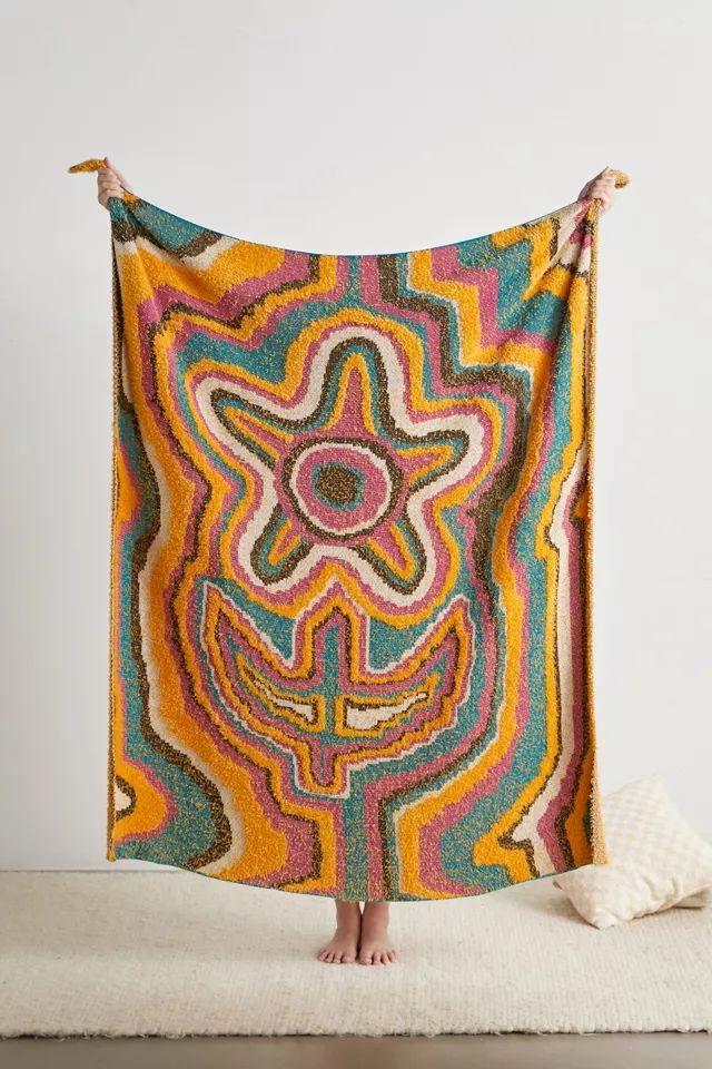 Zama Flower Throw Blanket | Urban Outfitters (US and RoW)
