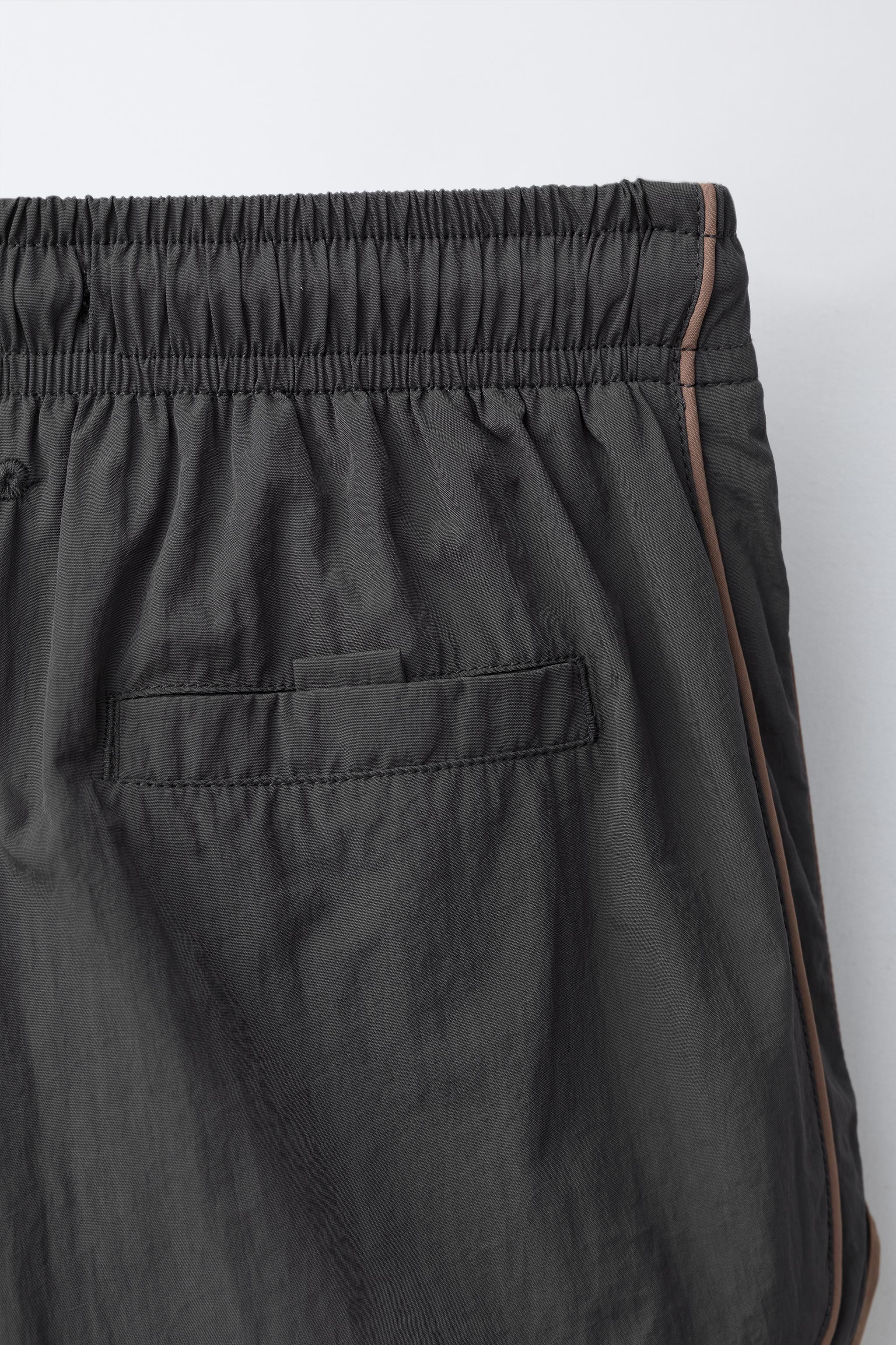 AGES 6-14 / SWIM SHORTS WITH CONTRASTING BANDS | Zara US