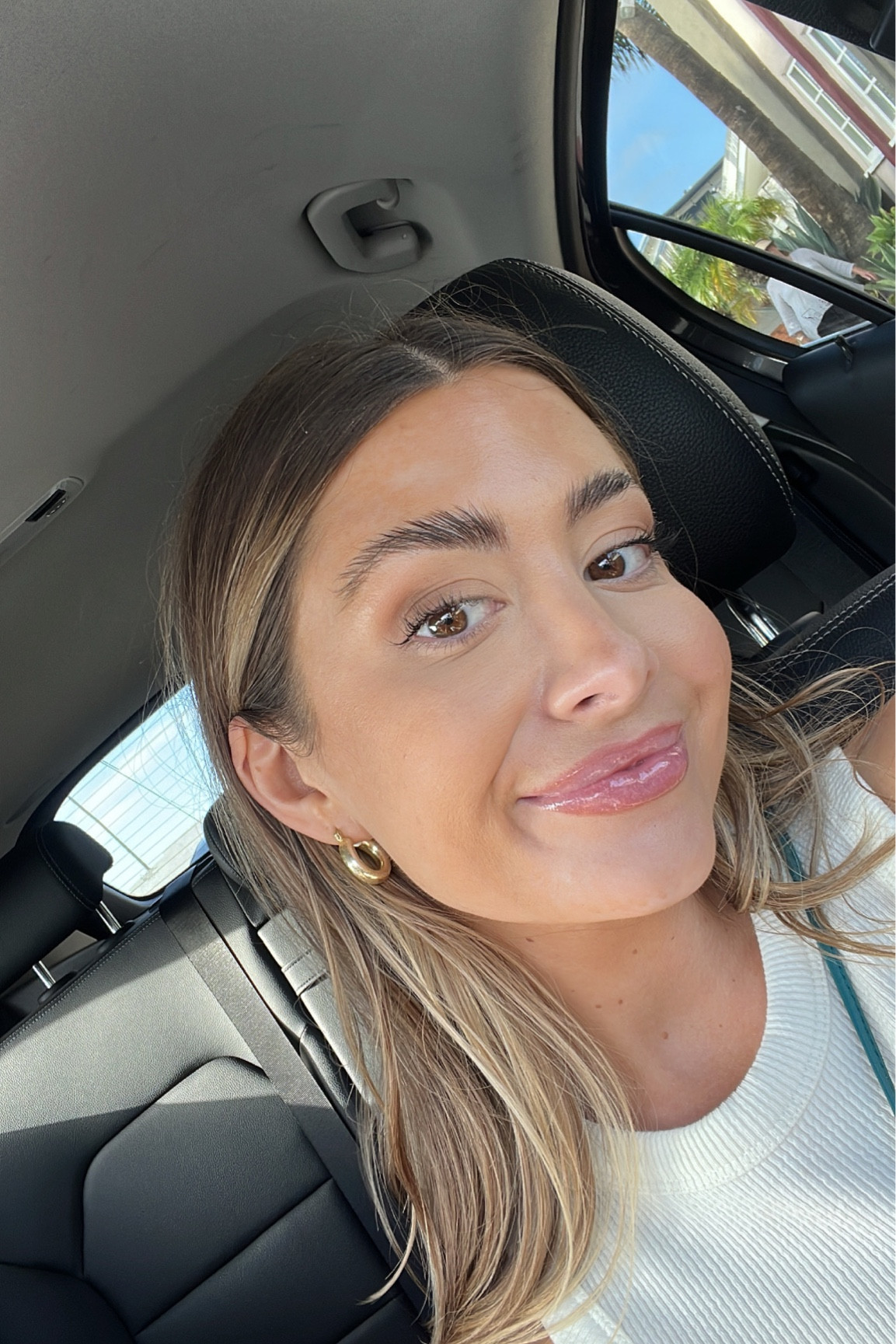 This brow gel is insane 👏🏽👏🏽👏🏽 my face has been through the ringer all day and it’s held up perfectly!!! Great for that lamination effect 🫶🏽 

#LTKunder50