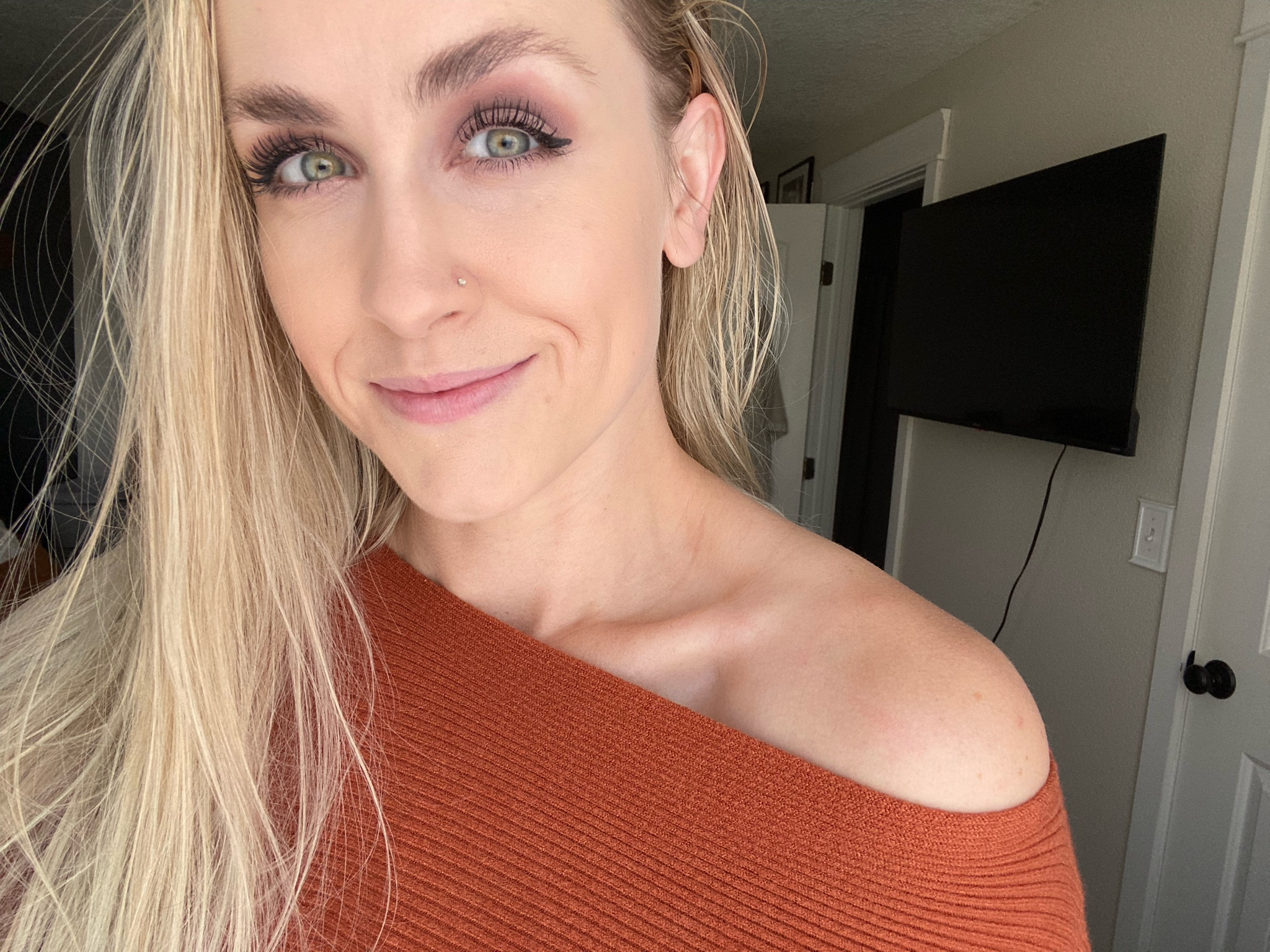 The coziest sweater. The best mascara! And one of my favorite eye shadow palettes  

#LTKunder50 #LTKbeauty #LTKSeasonal
