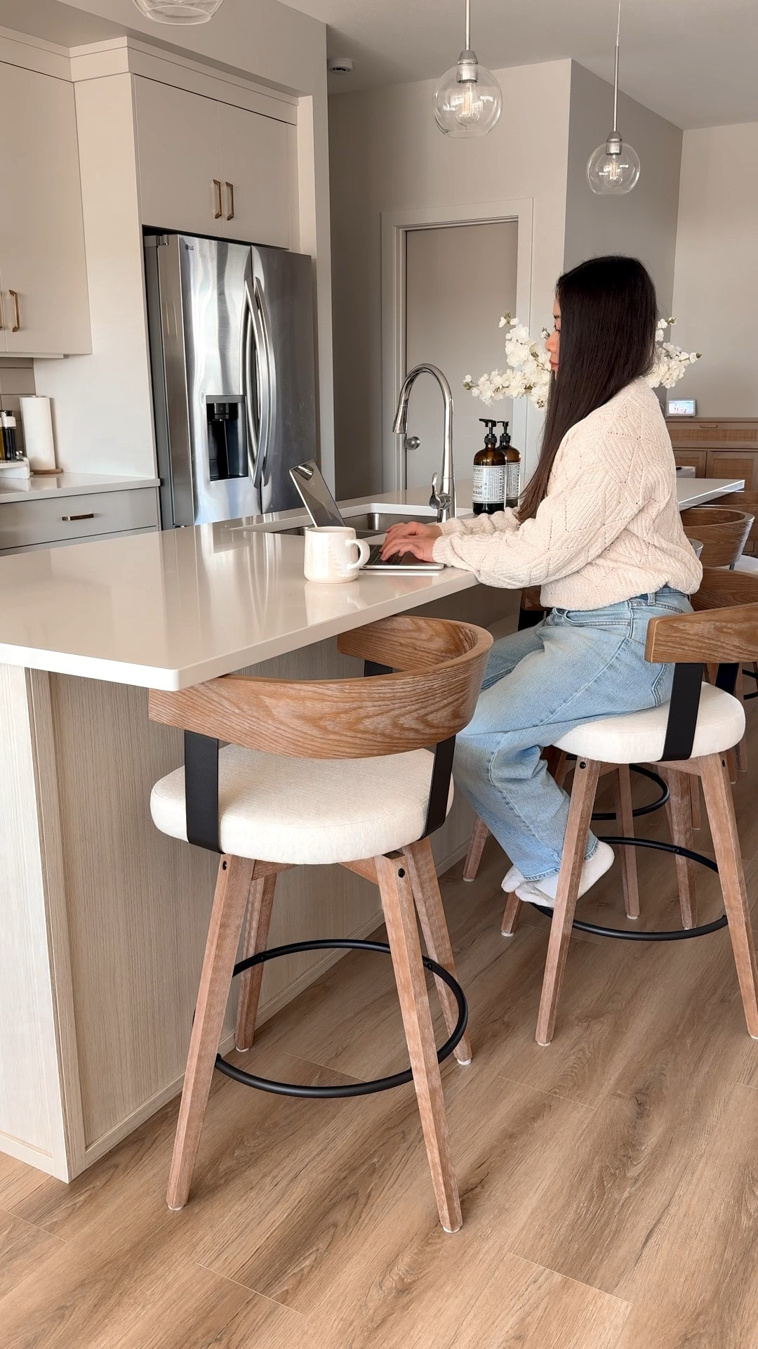 One small change can completely transform a space. 🤎

These EALSON 26"H Swivel Wooden Backrest Counter Stools from @CHAIRUS brought warmth, comfort, and that finished feeling to our kitchen.

✨Use code VIDAL12 to save!✨

#LTKHome #LTKdayinmylife #LTKmomlife