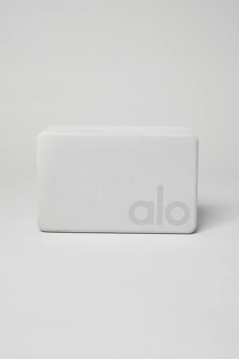 Uplifting Yoga Block - Eclipse/Silver | Alo Yoga (US)
