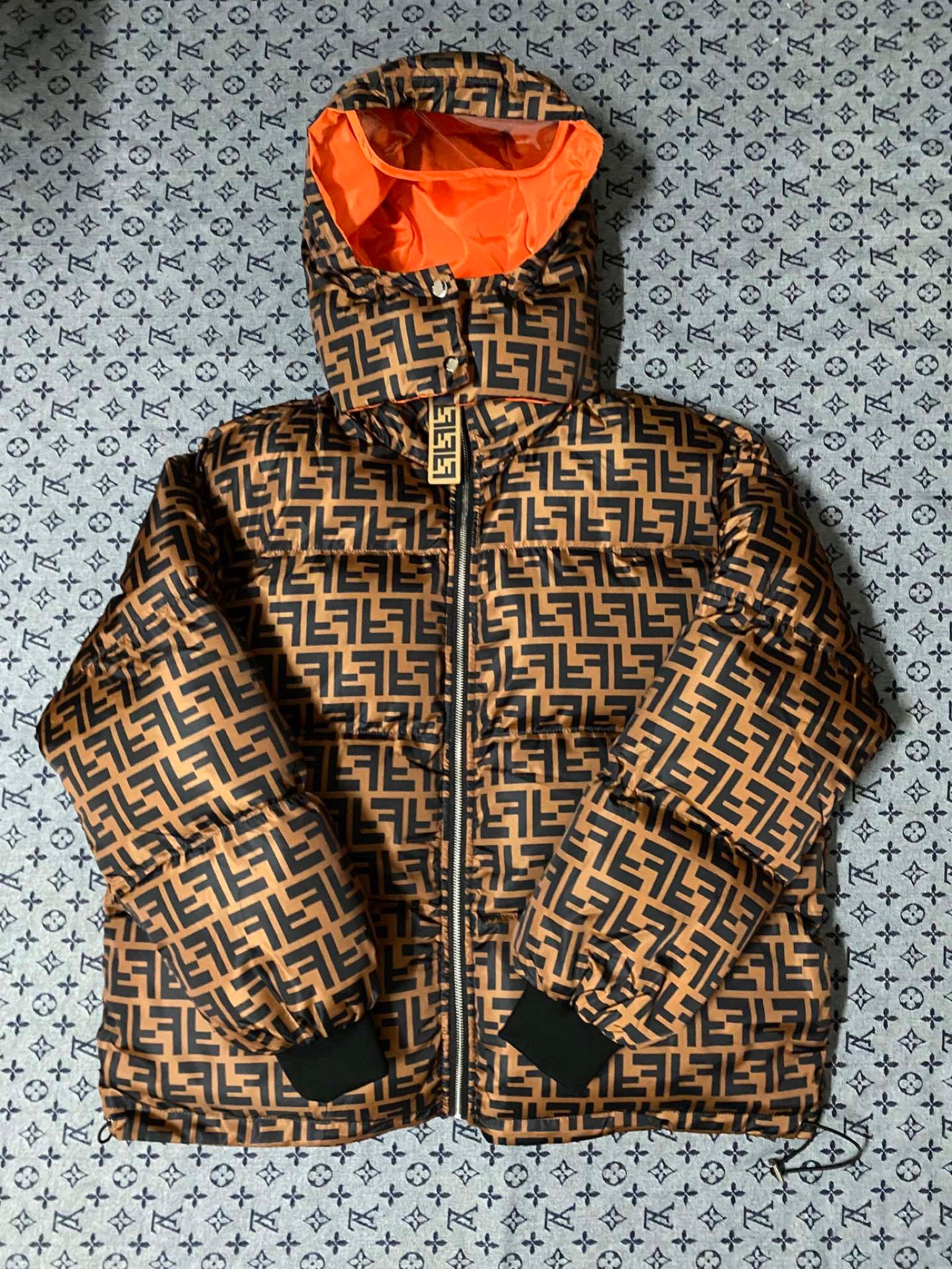 Fendi discount hoodie dhgate