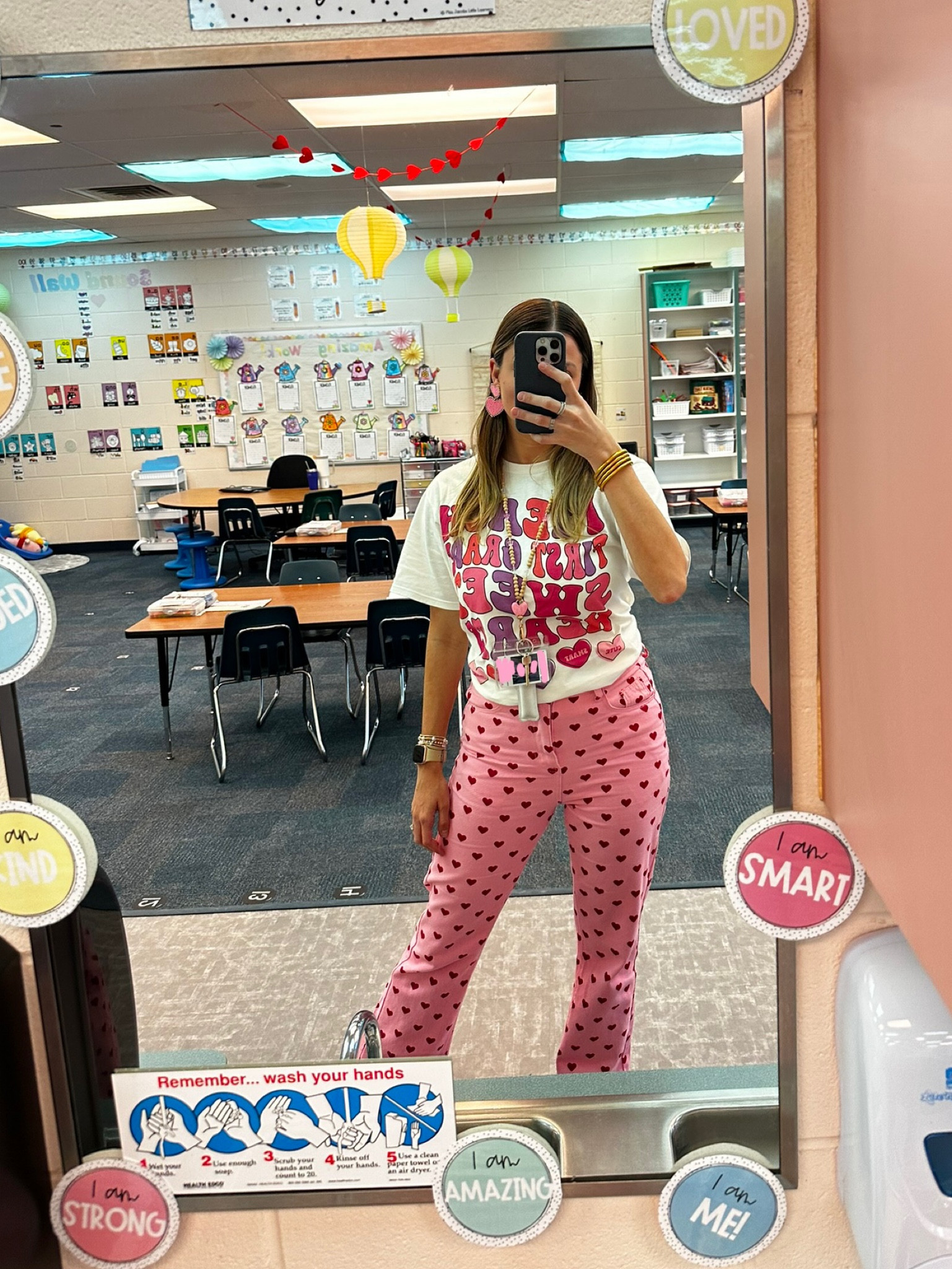 Valentine’s Teacher OOTD 💓💌

#LTKfindsunder50 #LTKSeasonal #LTKstyletip