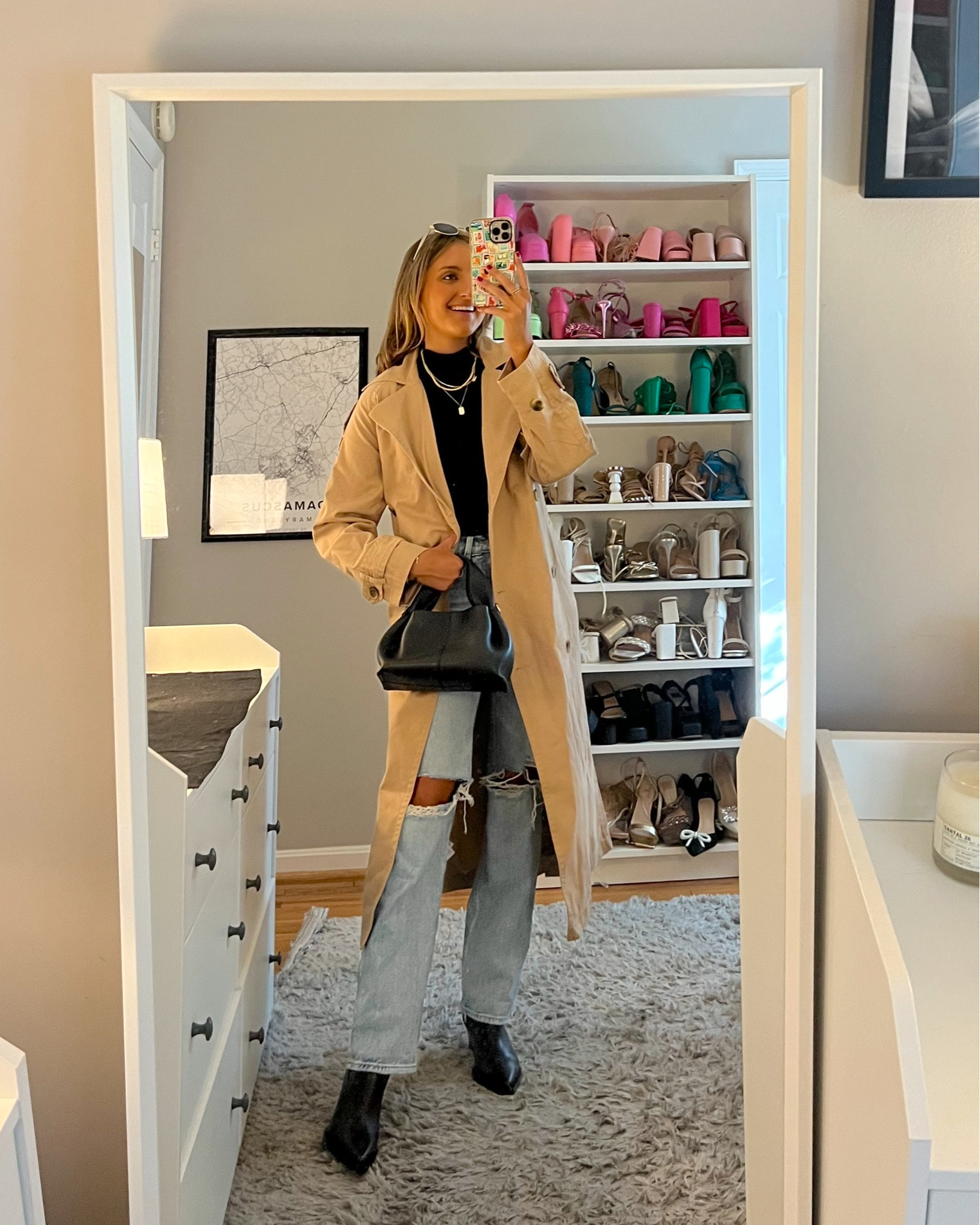 easy everyday fall outfit idea from American eagle! 🍁🧡

wearing a size small trench coat and 000R straight leg jeans 