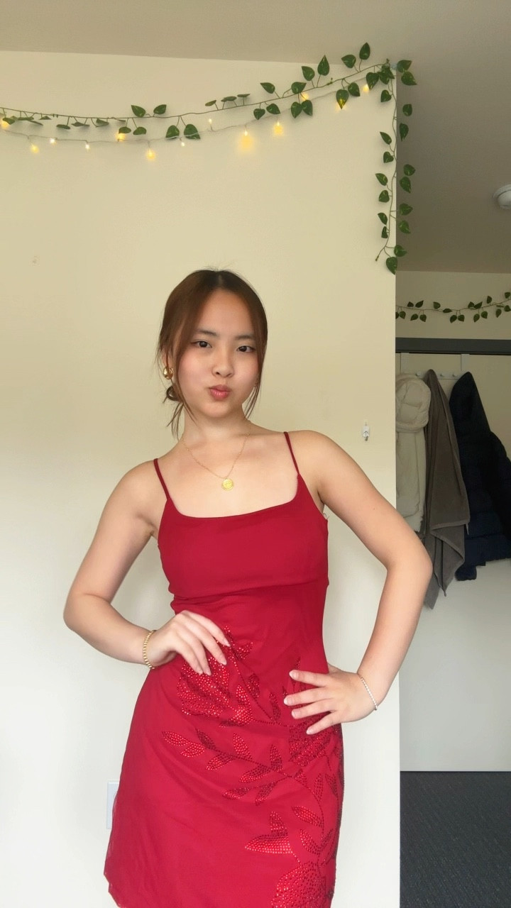 floral detailed little red dress

#LTKFestival #LTKParties #LTKFindsUnder50