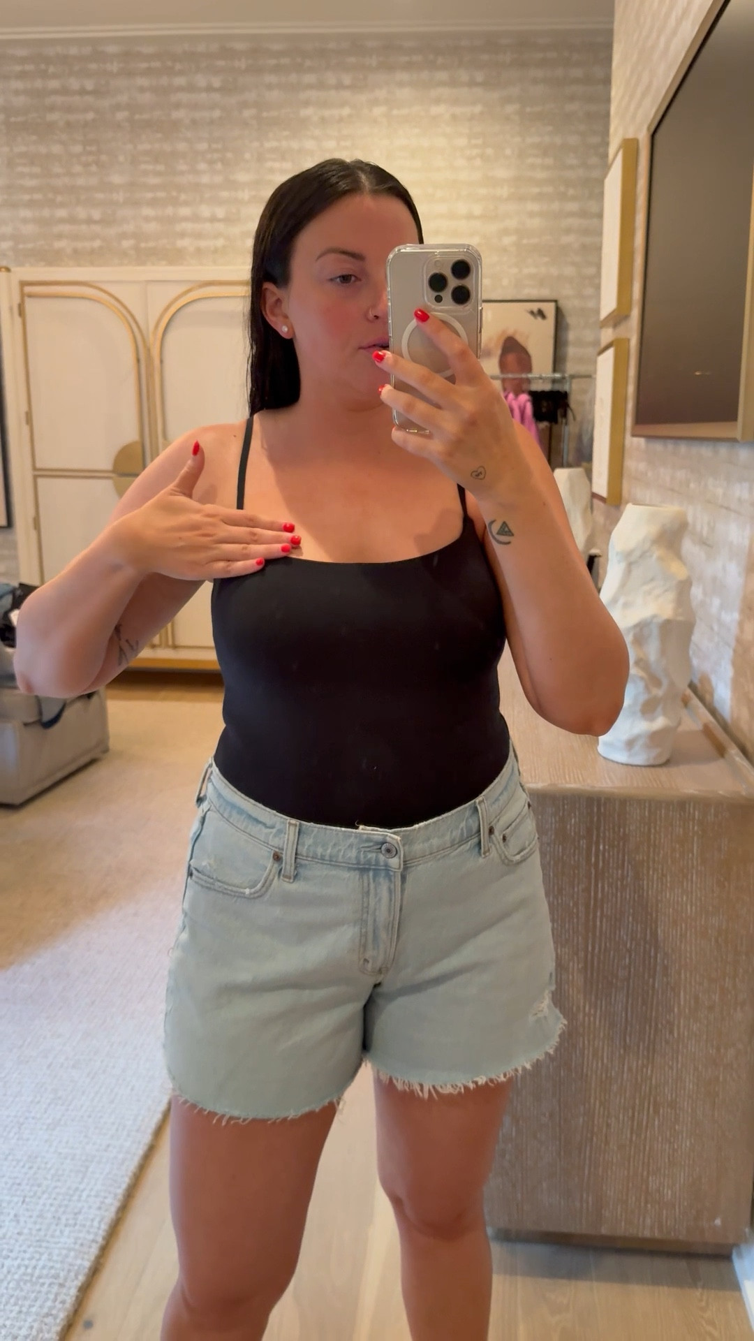 Medium tank. 31 shorts. 
AFTIA for extra 15% off! #Abercrombiepartner

#LTKSaleAlert #LTKStyleTip #LTKFindsUnder50