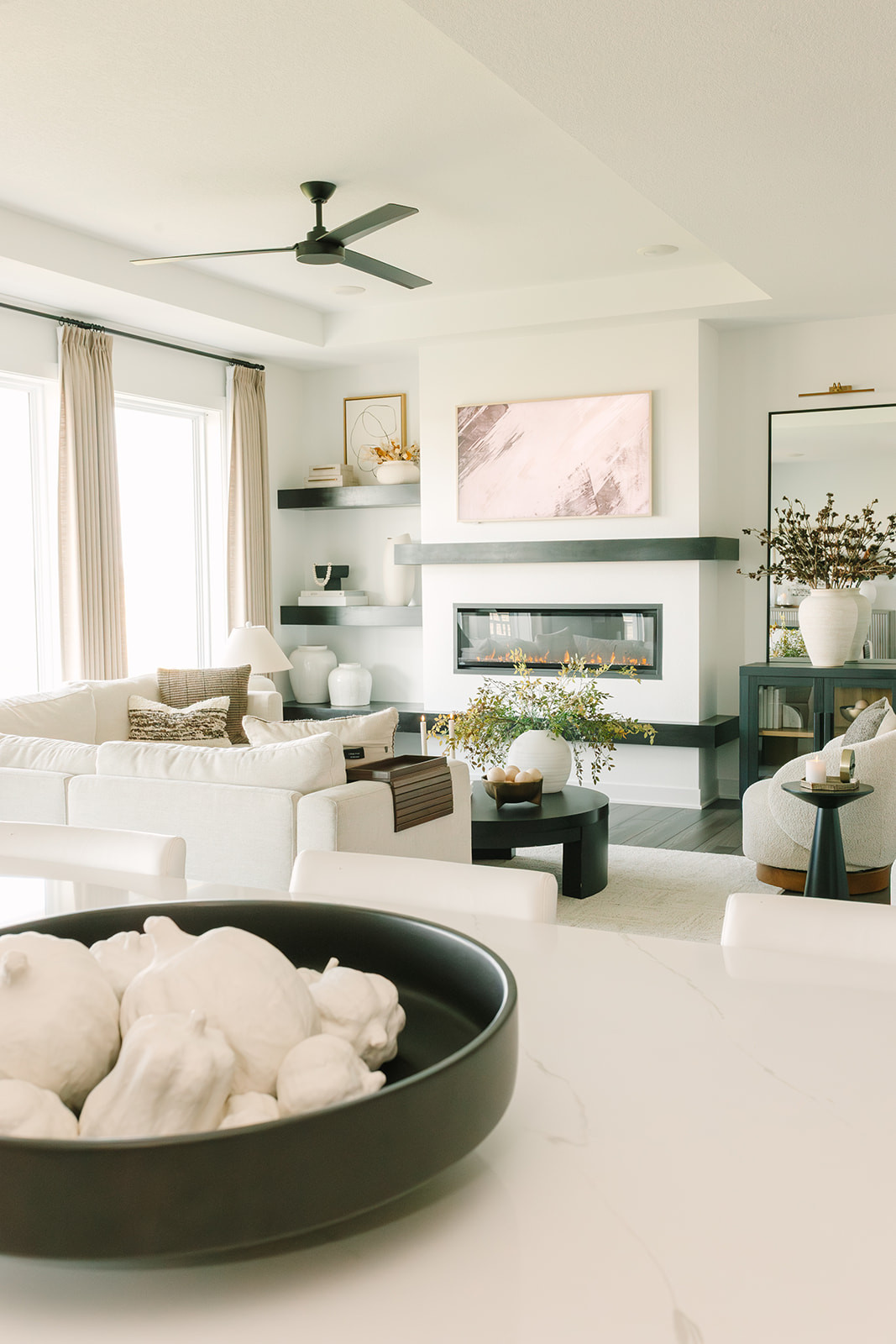 In my living room I love to focus on calm tones and cozy textures. These pieces are such effortless style  for this Thanksgiving season 🤍✨ 

 

#LTKSeasonal #LTKHome