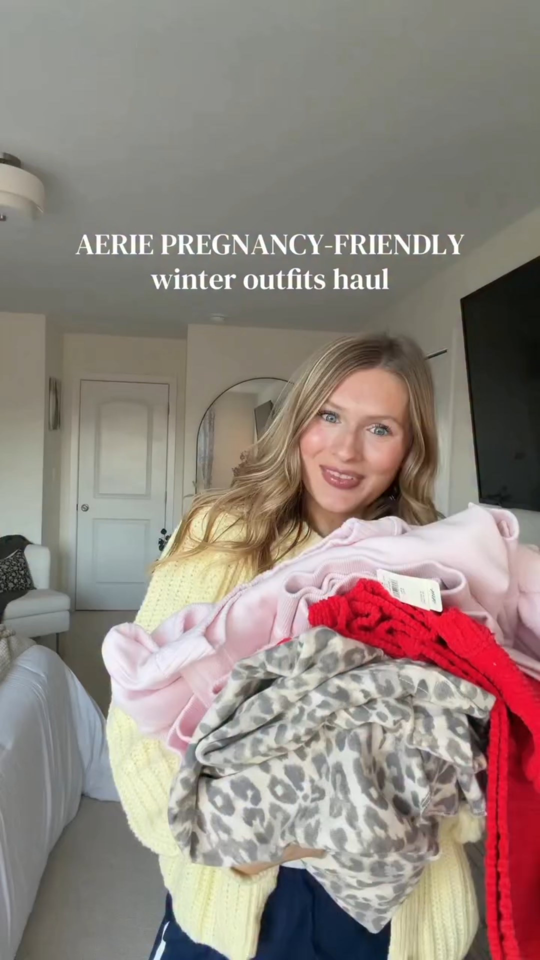 Aerie is my favorite store to shop this pregnancy! I love how they have clothes that are comfortable with my growing bump ❤️ @aerie 

#aerie #pregnancyoutfit #pregnant #aerietryon #winteroutfitideas