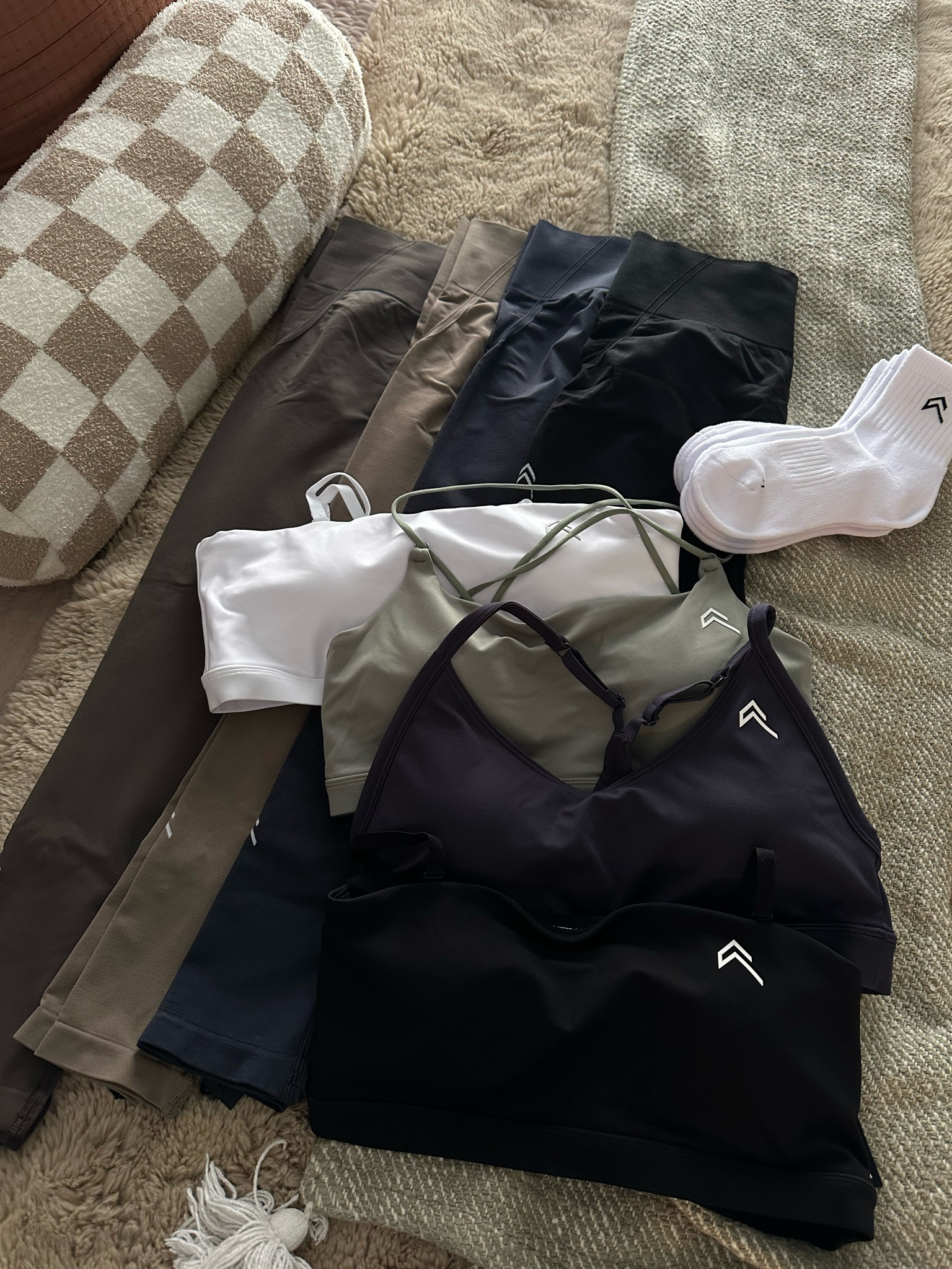 My new Oner Active order came in! I’m obsessed with the bandeau bra and had to get my fav color deep taupe in the leggings! Best active wear there is! 

#LTKFitness #LTKActive #LTKGiftGuide