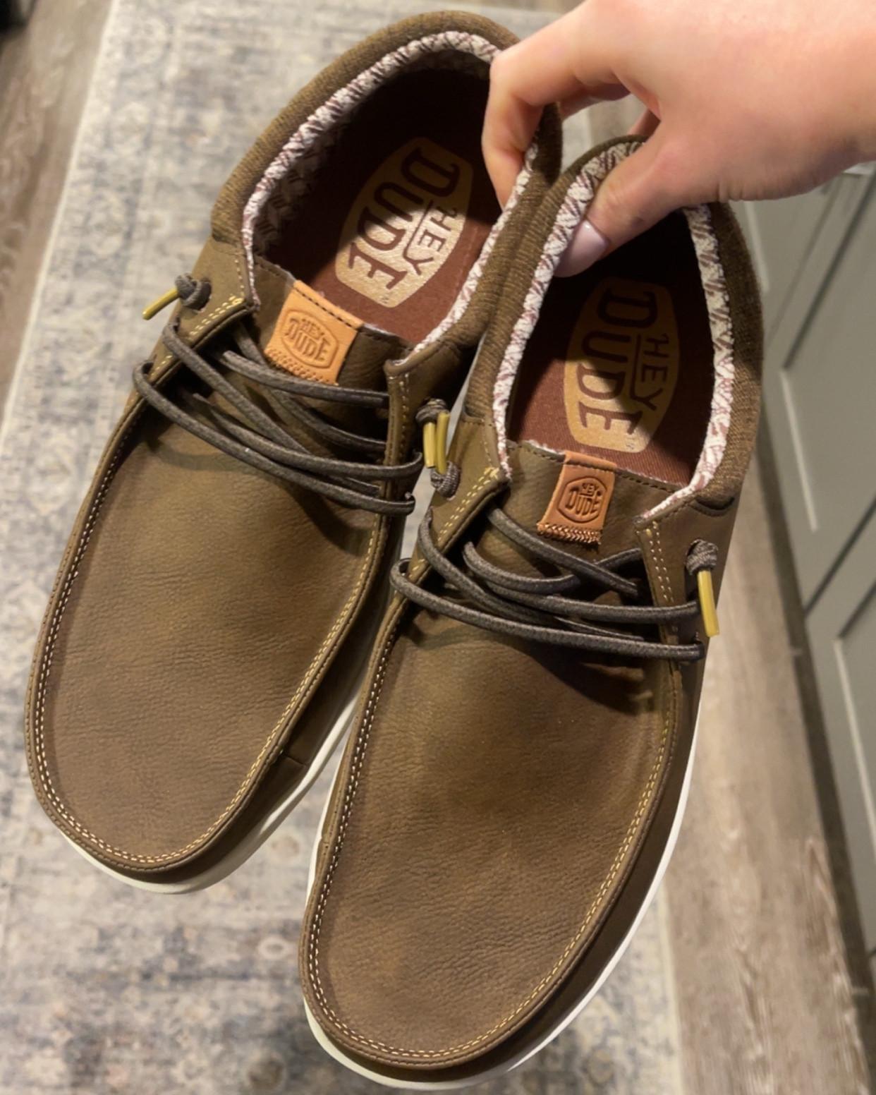 Hey Dudes Paul Classic Brown

Faux leather hey dudes, brown leather hey dudes, men’s casual shoes, men’s hey dudes, men’s brown hey dudes, Amazon brown shoes for men, Amazon men’s shoes, men’s leather shoes, Morgan Grace Howe

#LTKMens #LTKFindsUnder100 #LTKSeasonal