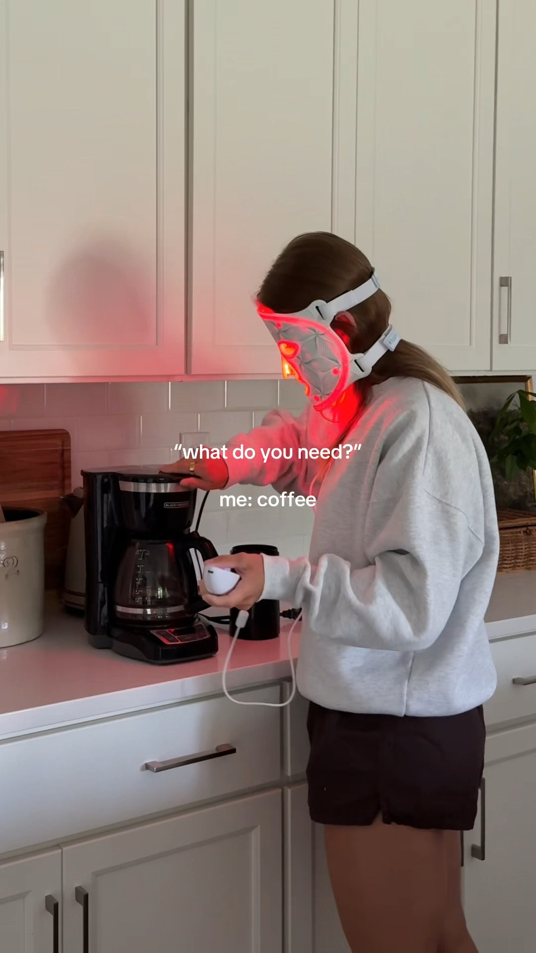 8/1/25 Cozy Morning Routine Staples

A few of my everyday cozy morning essentials — this Huega House crewneck is the softest ever, paired with my favorite Aritzia TNA boxer shorts (wearing the brown color), and my go-to Omnilux red light therapy mask. Perfect for slow starts and self-care moments.

#LTKBeauty